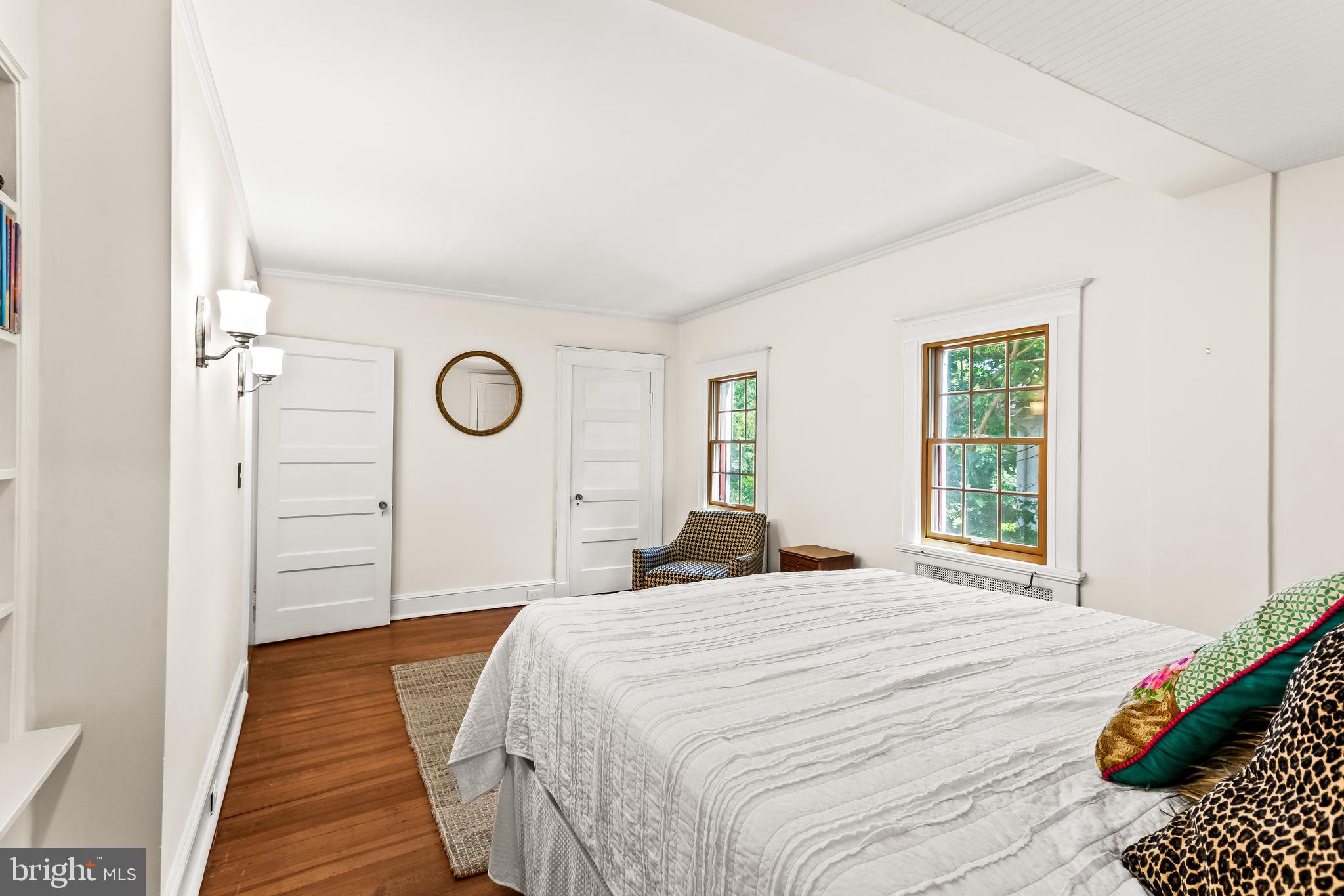 531 W 40TH STREET