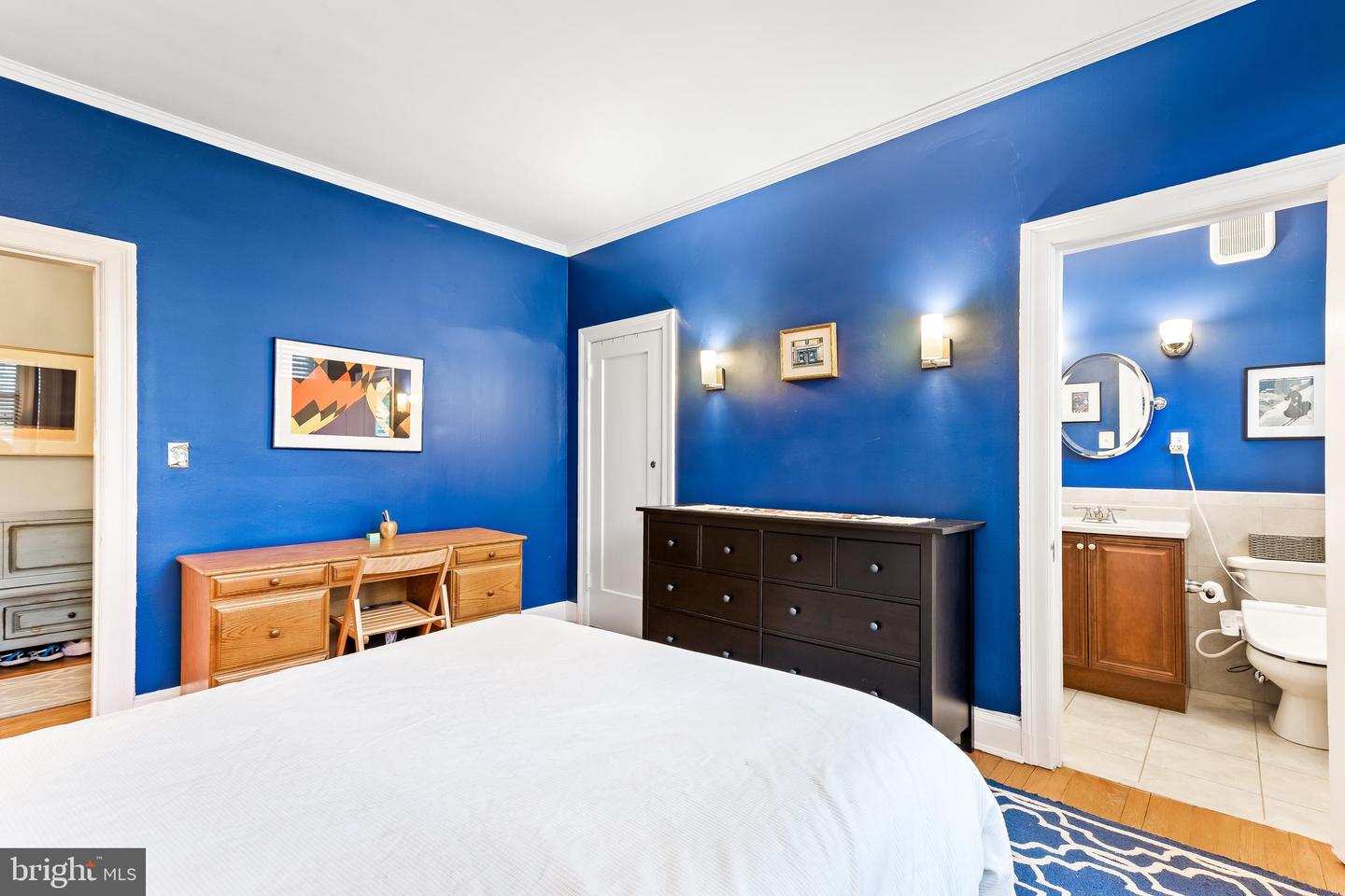 3902 Canterbury ROAD Unit: 2B