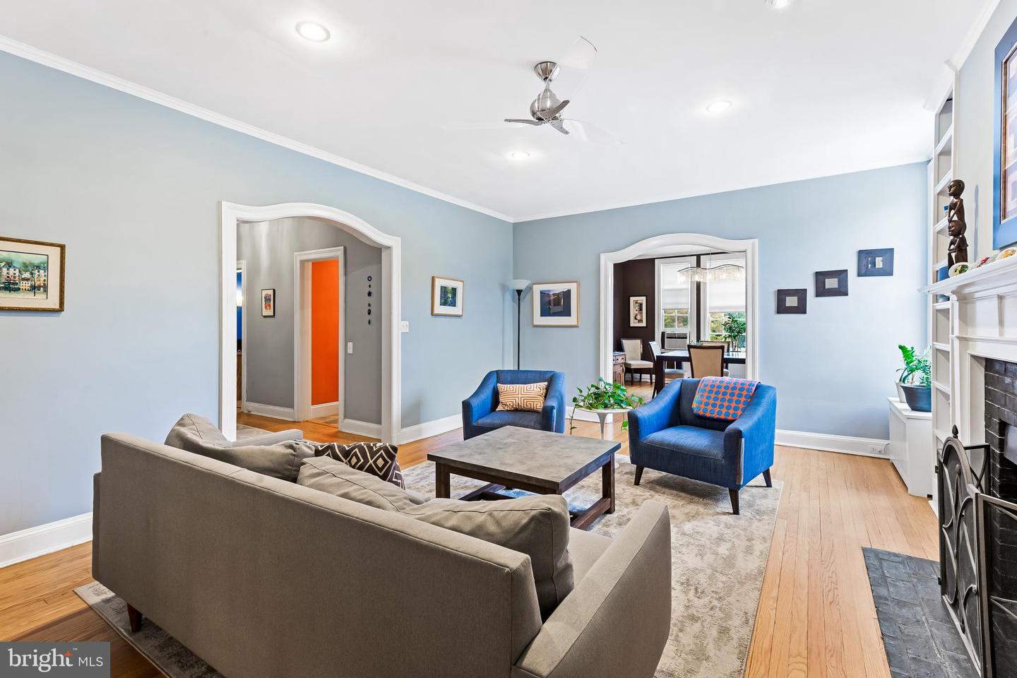 3902 Canterbury ROAD Unit: 2B