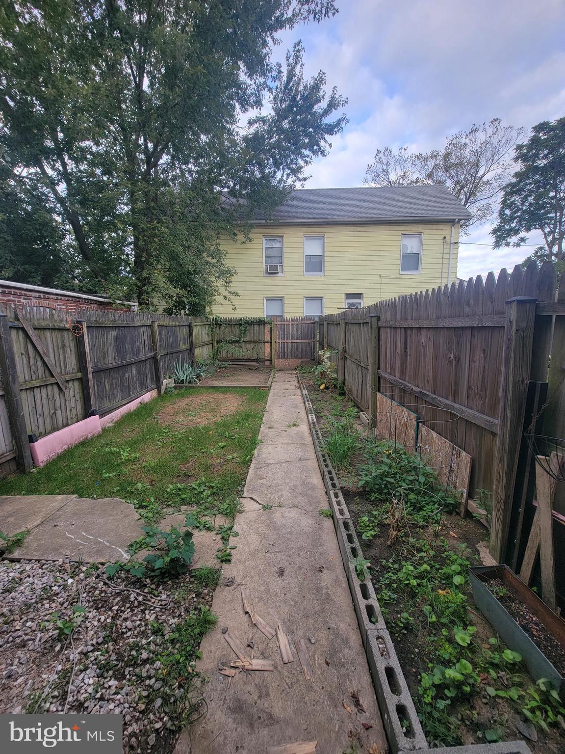 3802 Falls ROAD