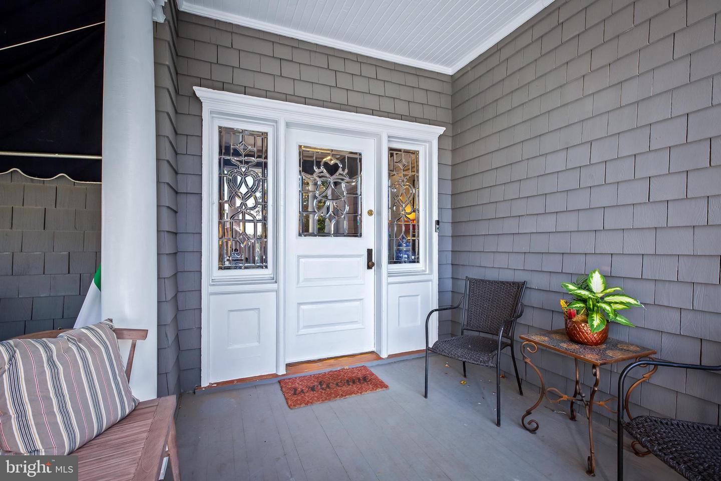 211 Ridgewood ROAD