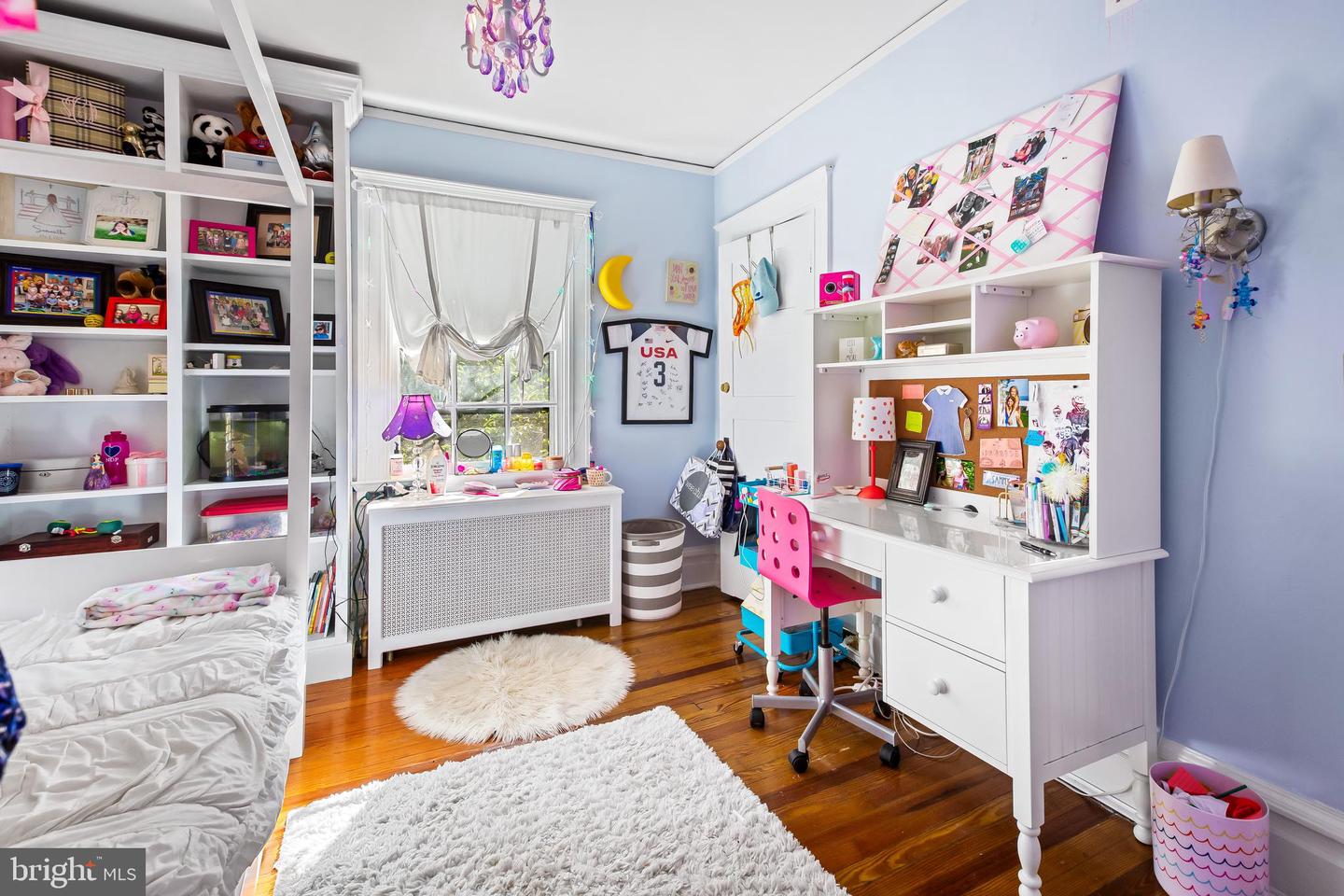 211 Ridgewood ROAD