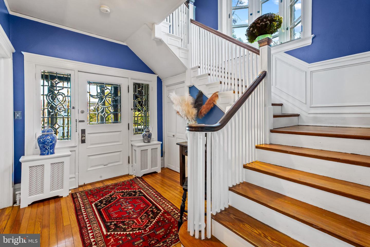211 Ridgewood ROAD