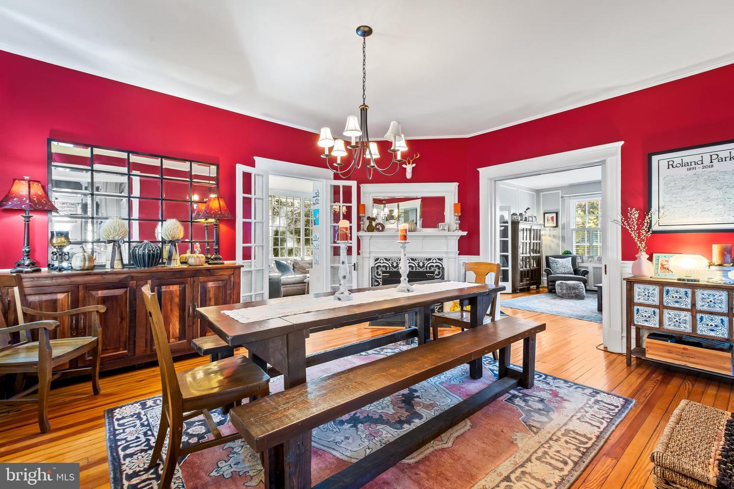 211 Ridgewood ROAD