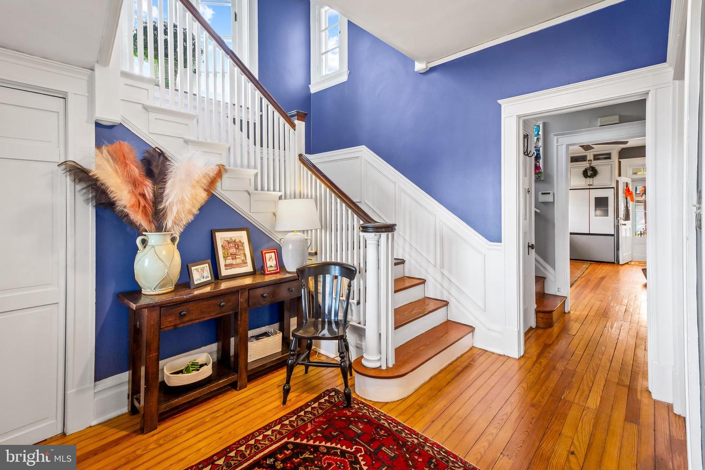 211 Ridgewood ROAD