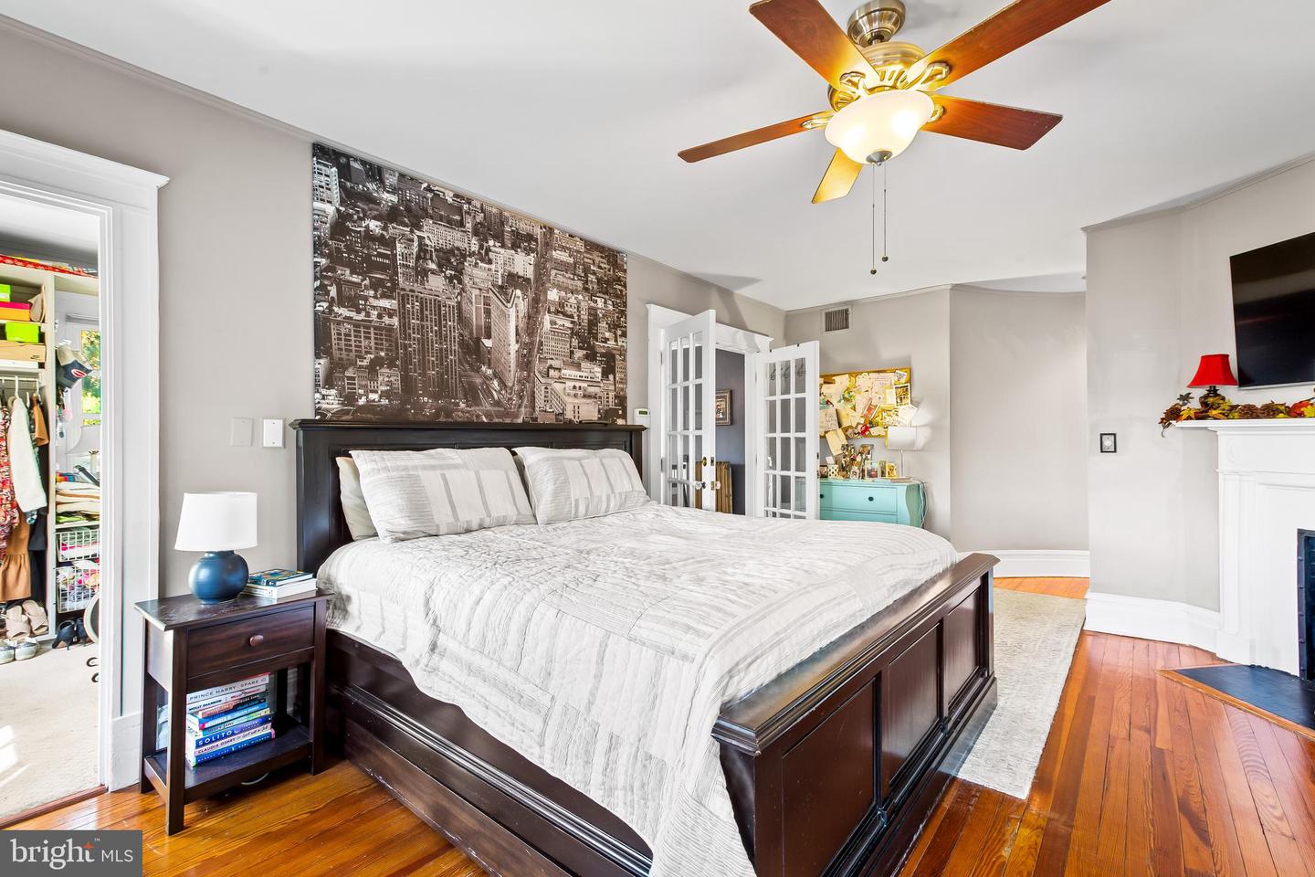 211 Ridgewood ROAD