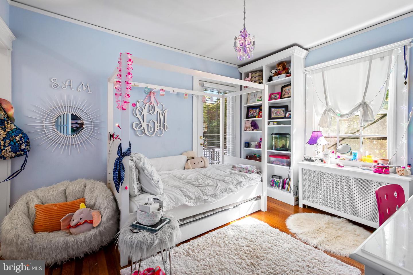 211 Ridgewood ROAD