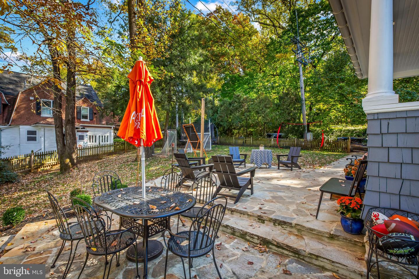 211 Ridgewood ROAD