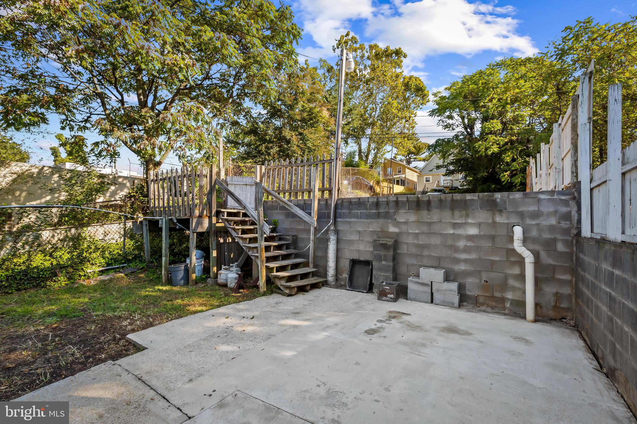 3517 Buena Vista AVENUE