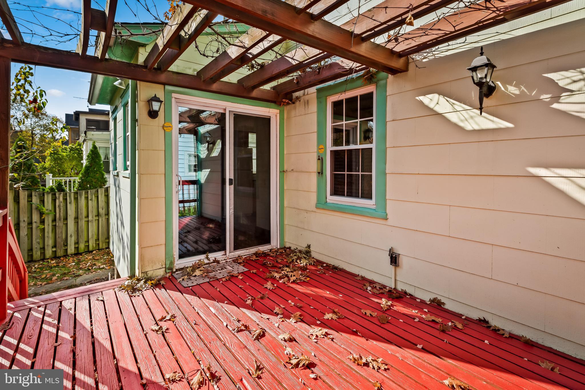 5811 Clearspring ROAD