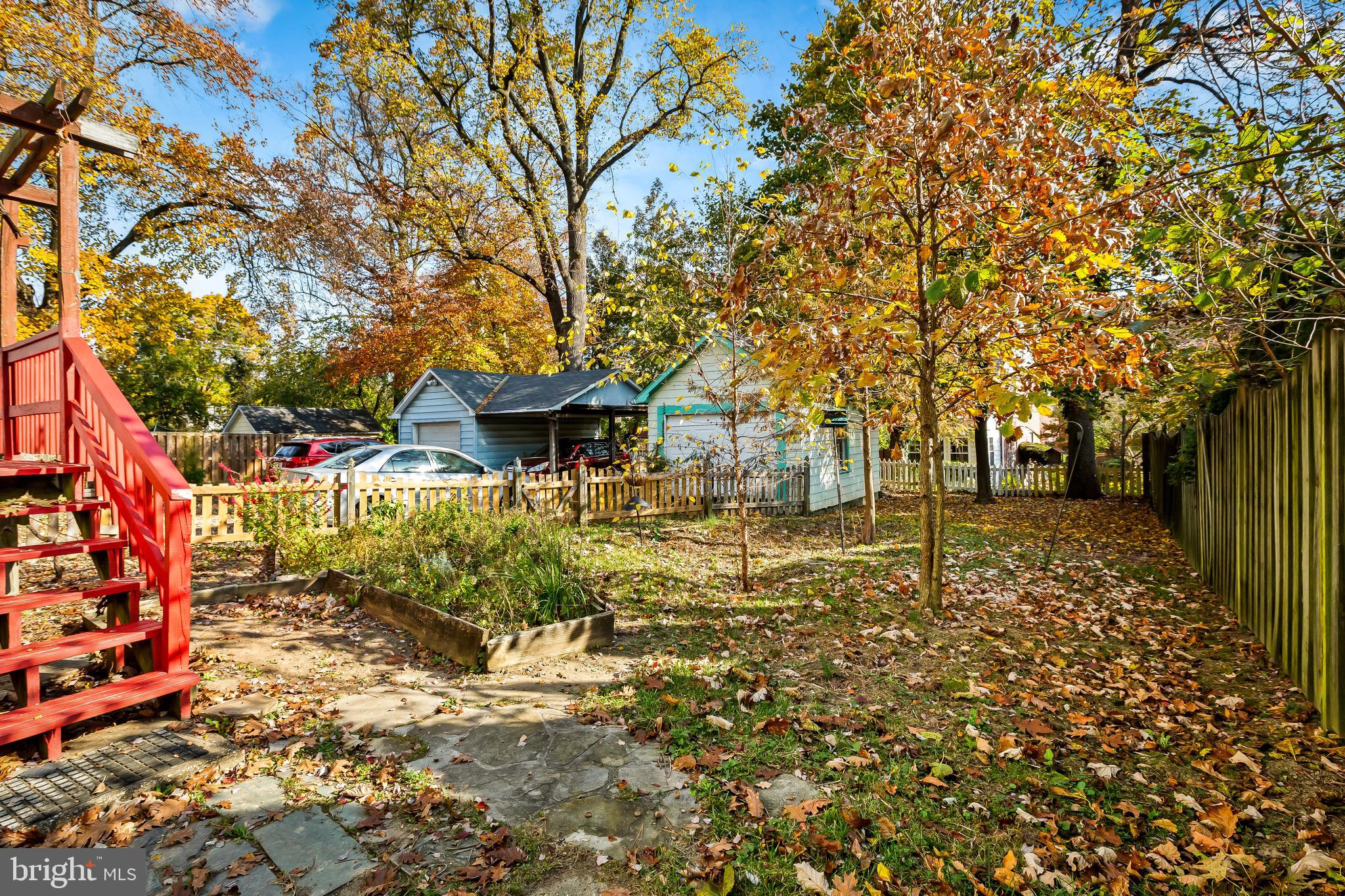 5811 Clearspring ROAD