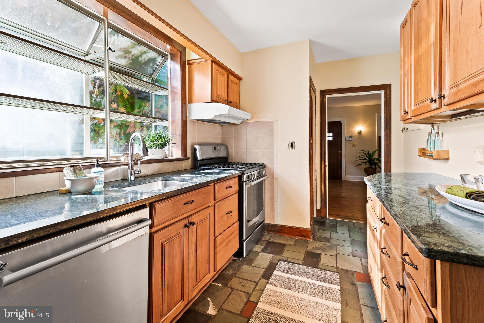 5811 Clearspring ROAD