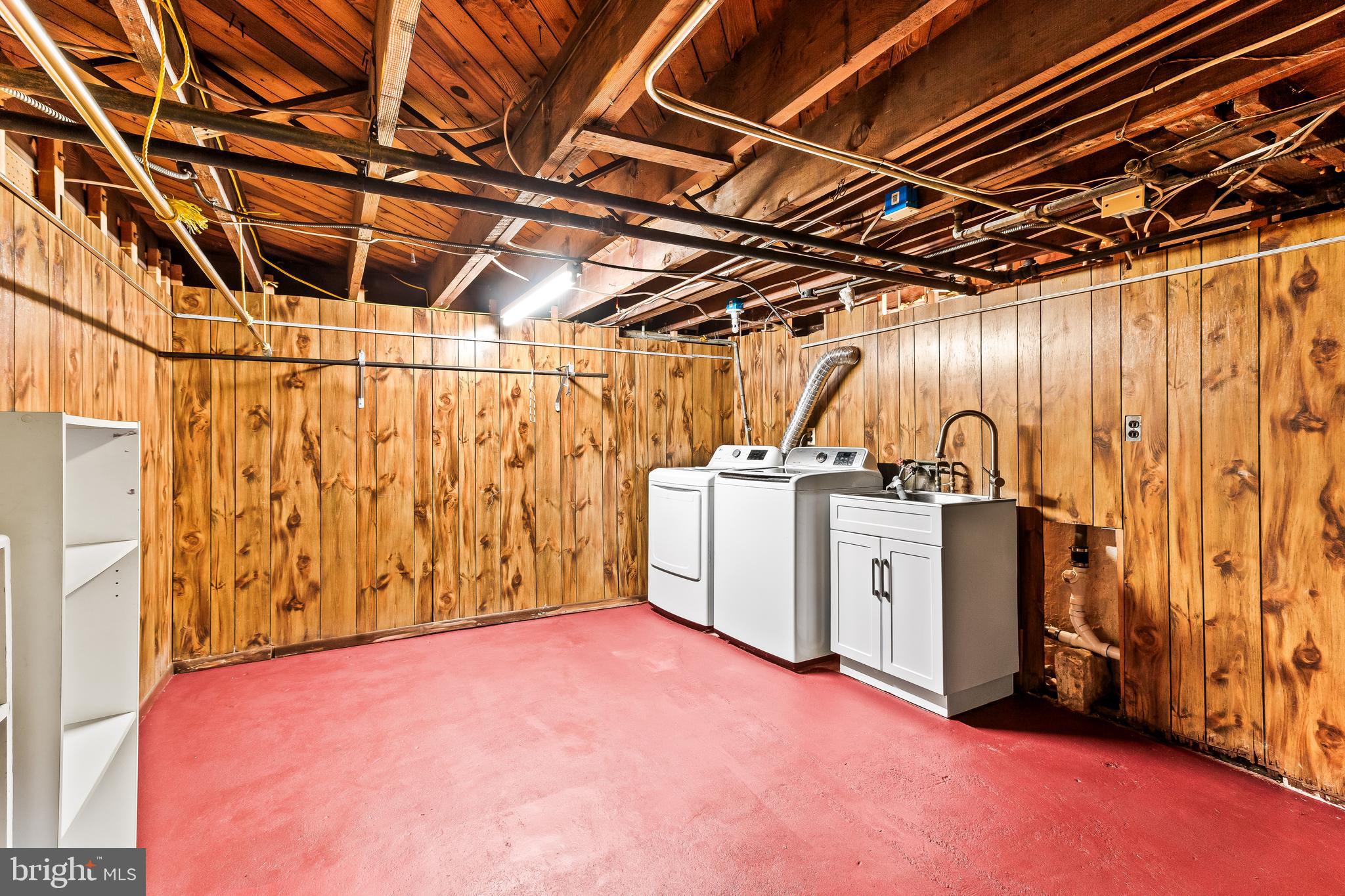 5811 Clearspring ROAD