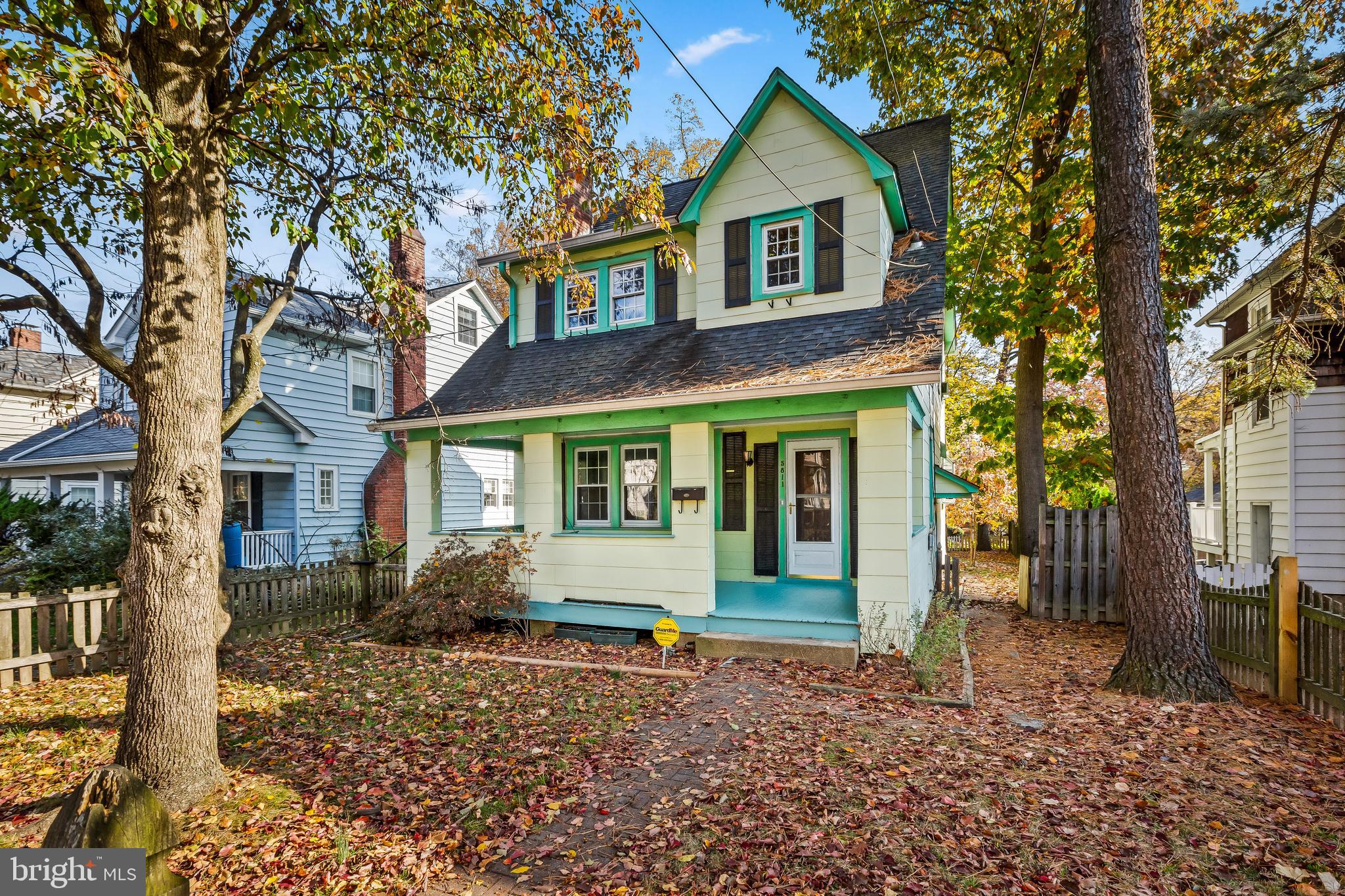 5811 Clearspring ROAD