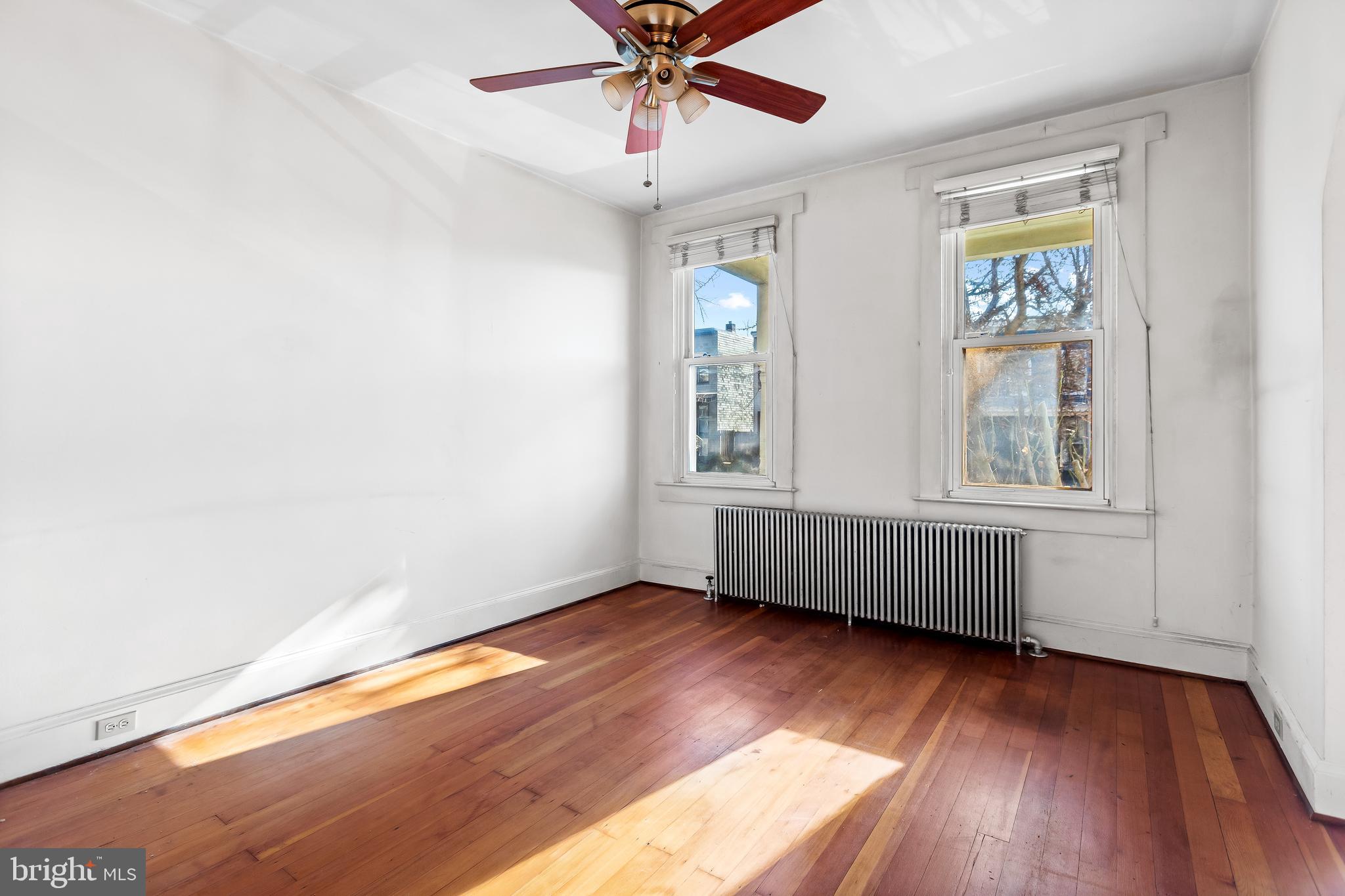 1020 W 38th STREET