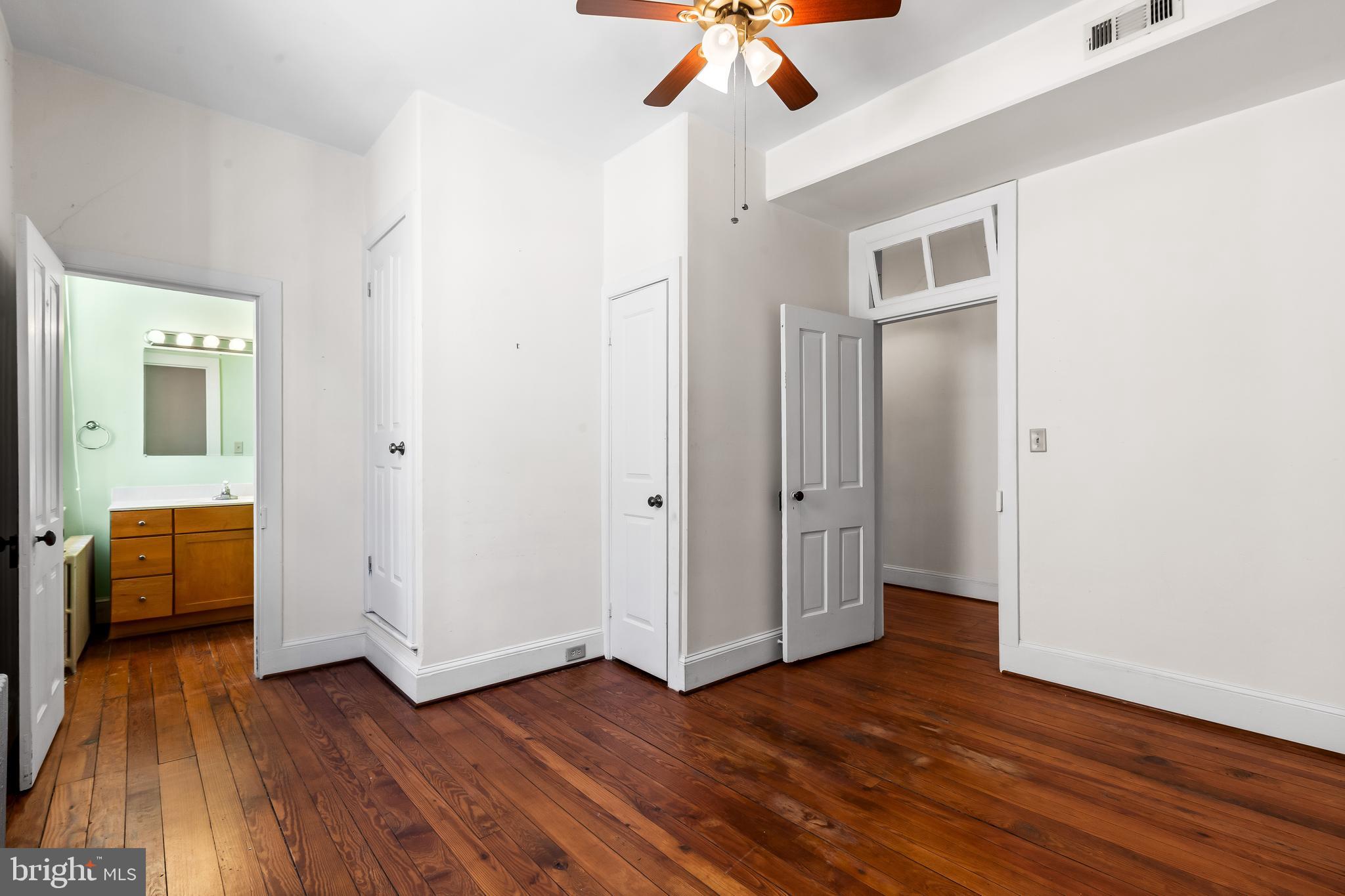 1020 W 38th STREET