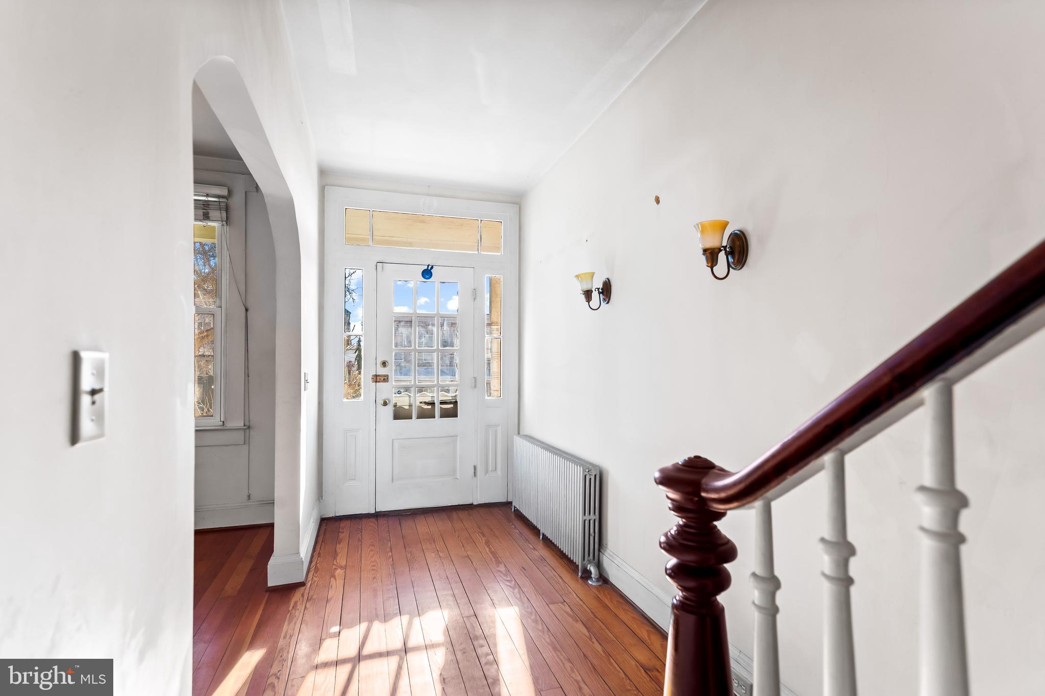 1020 W 38th STREET