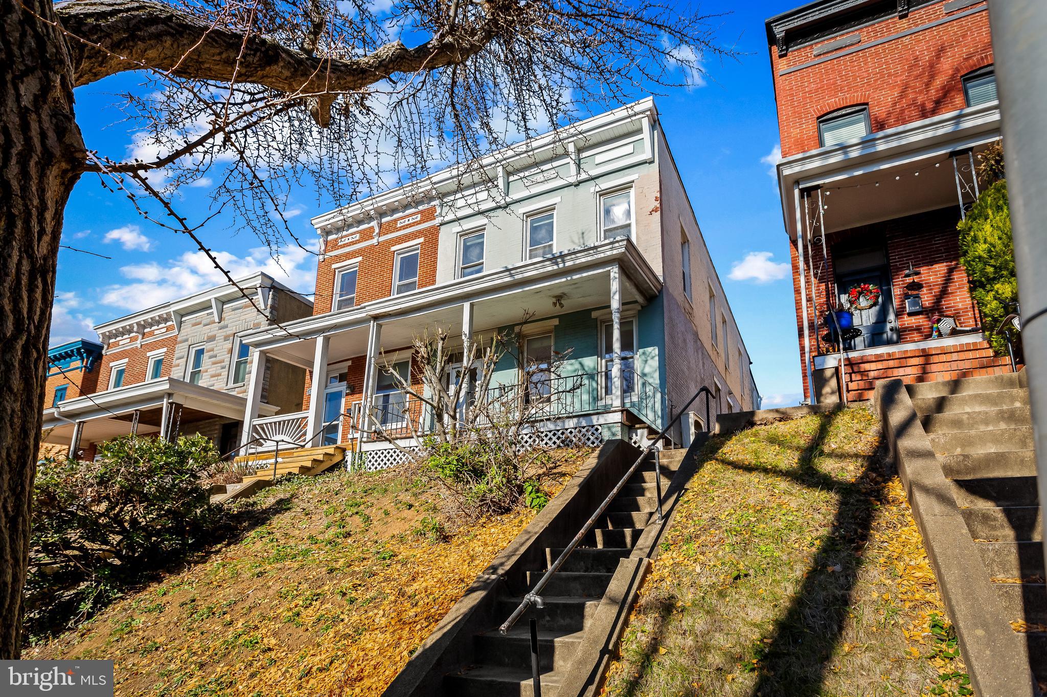 1020 W 38th STREET