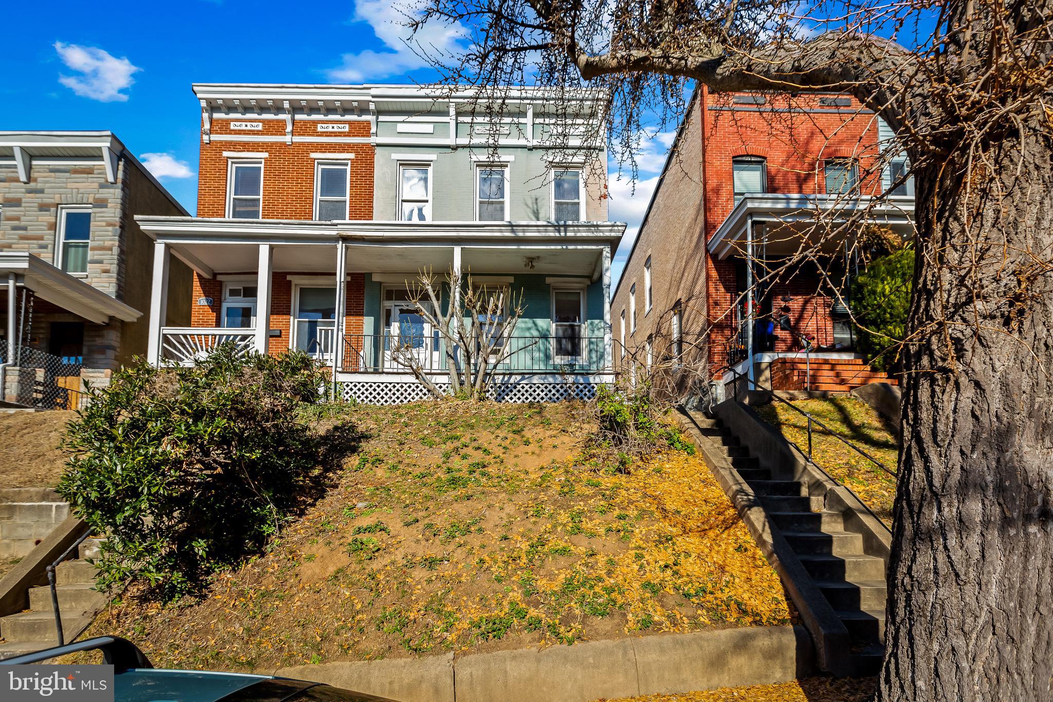 1020 W 38th STREET