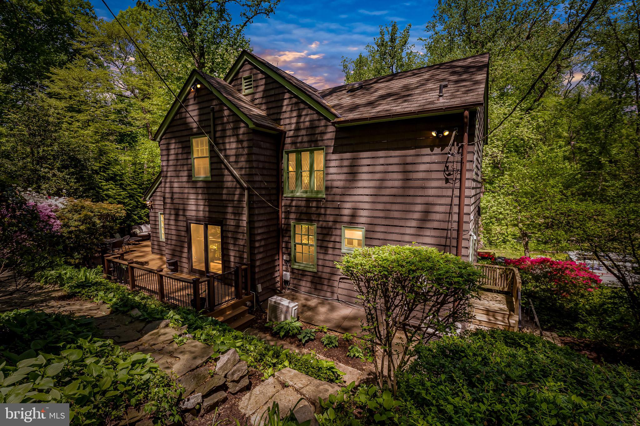 203 Deepdene Rd