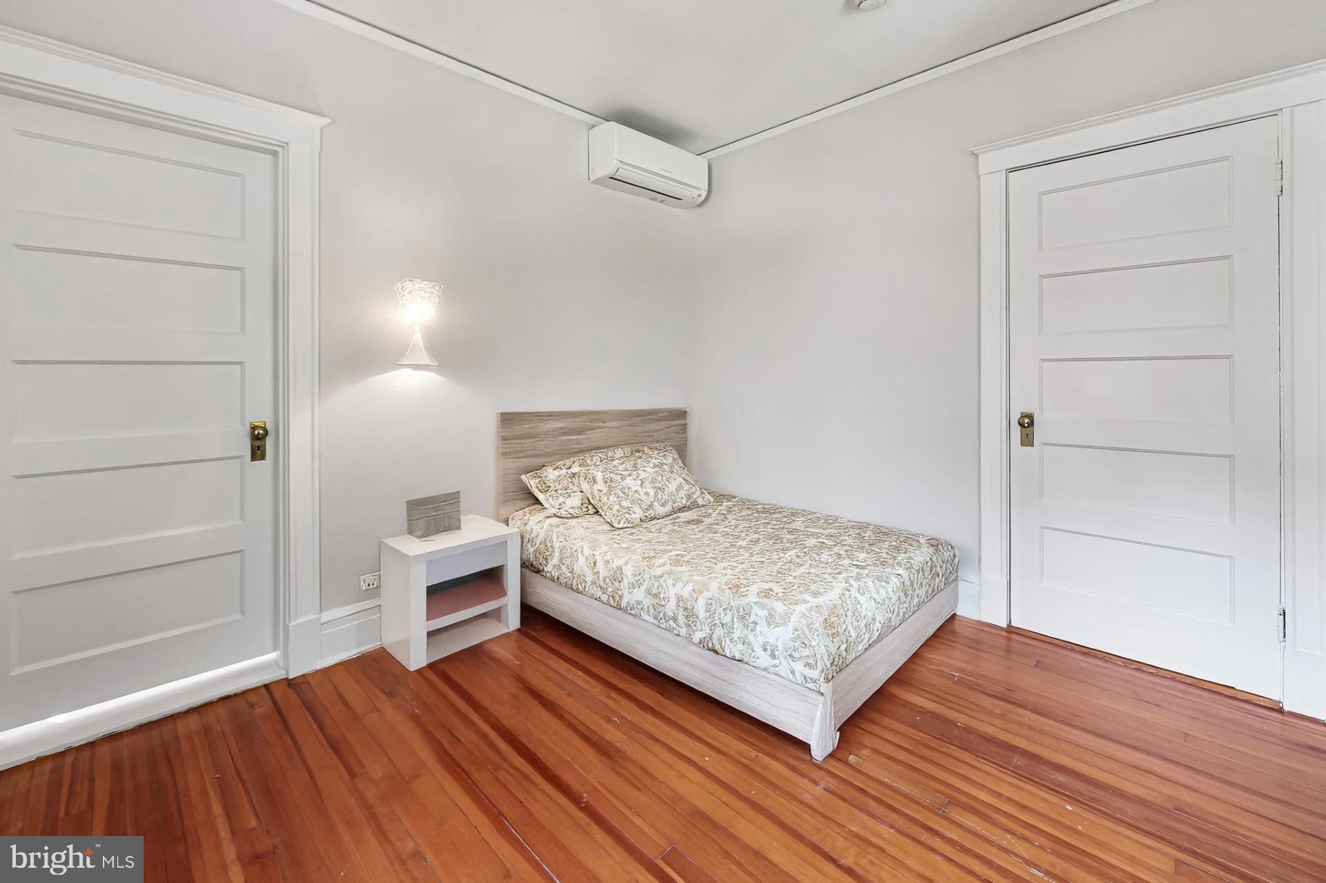 203 Deepdene Rd