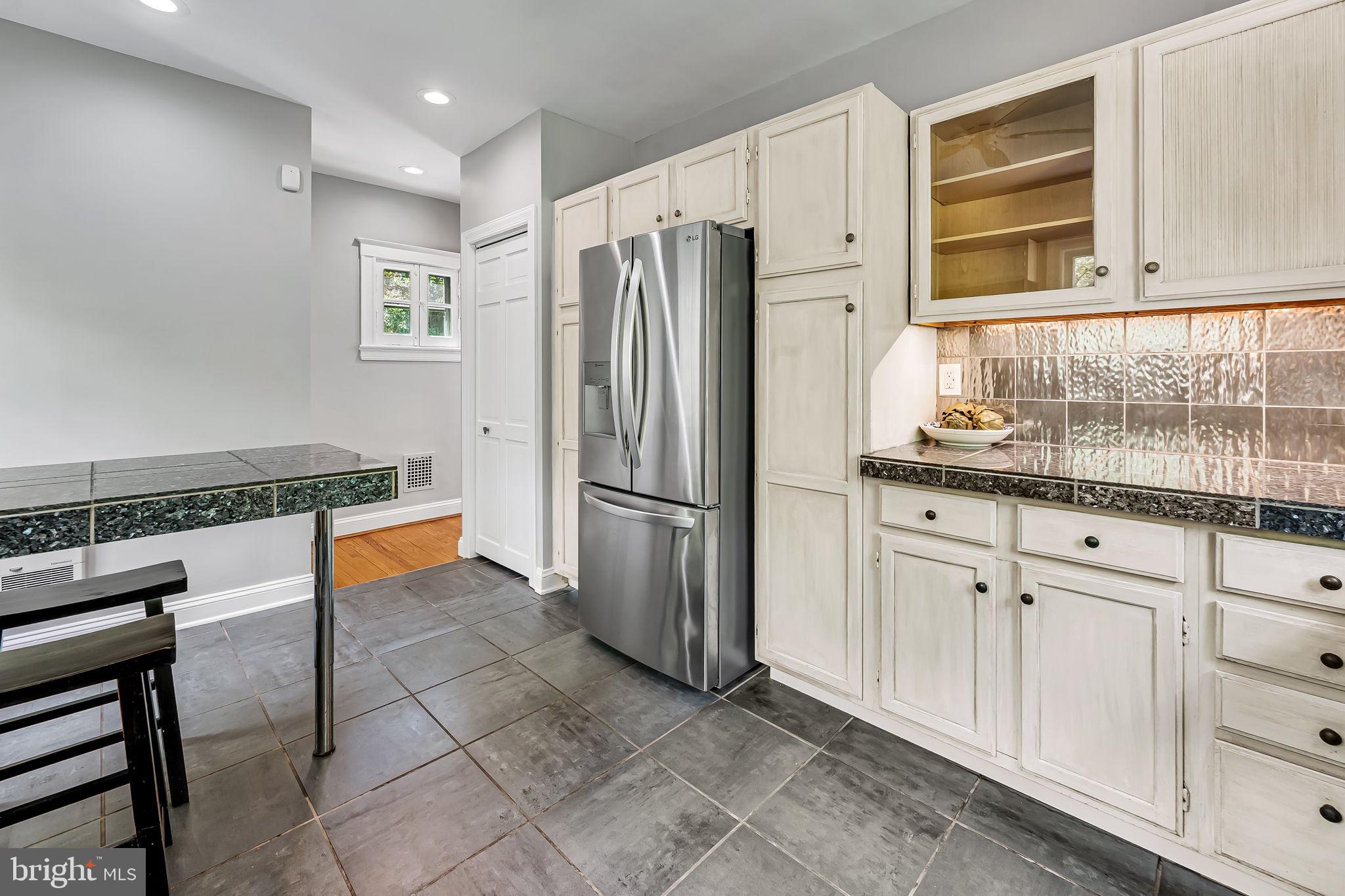203 Deepdene Rd
