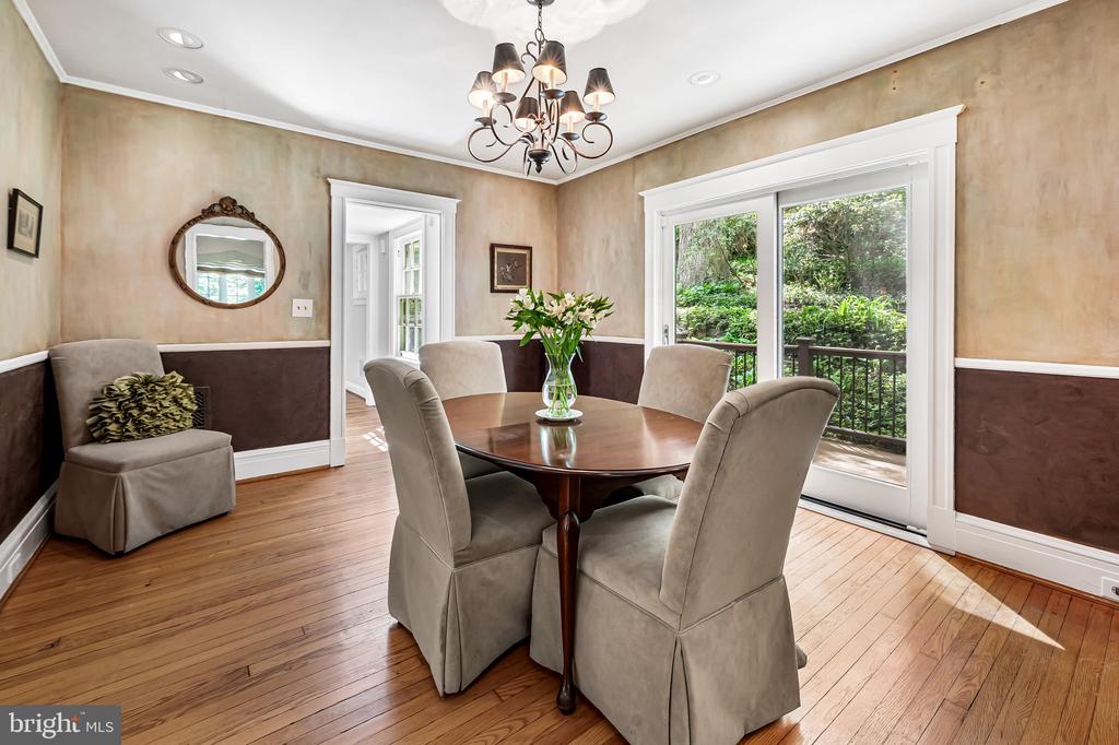 203 Deepdene Rd