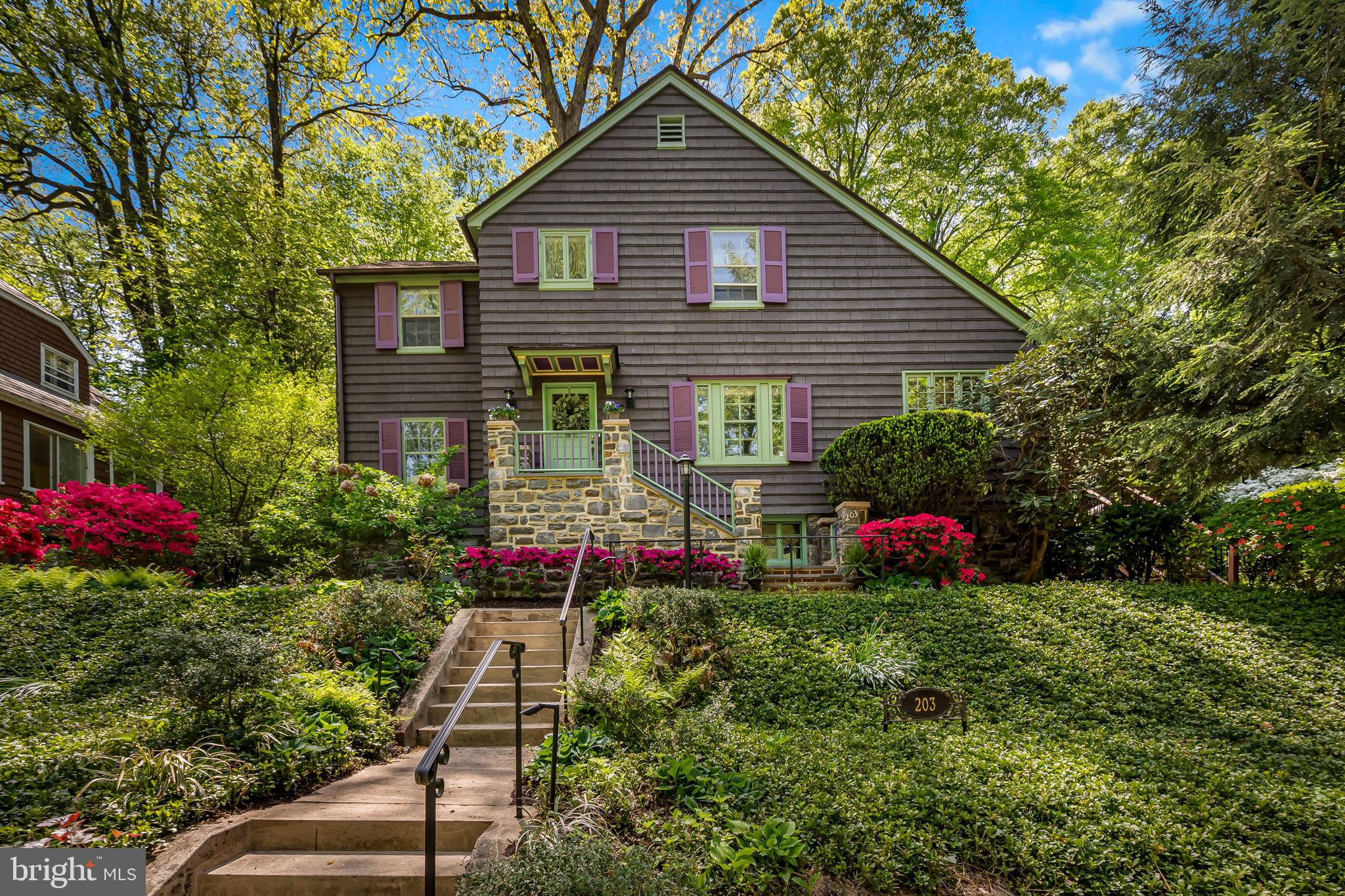 203 Deepdene Rd