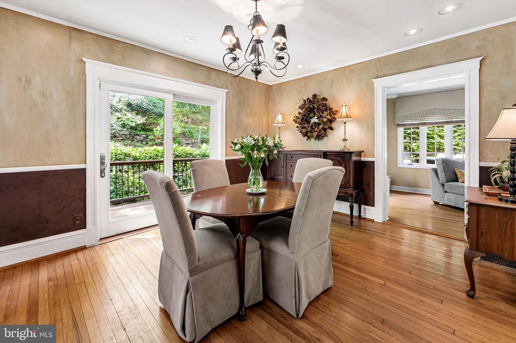 203 Deepdene Rd