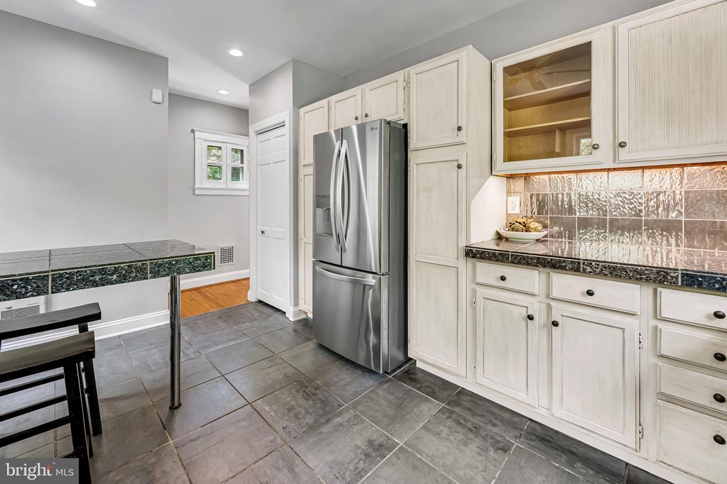203 Deepdene Rd
