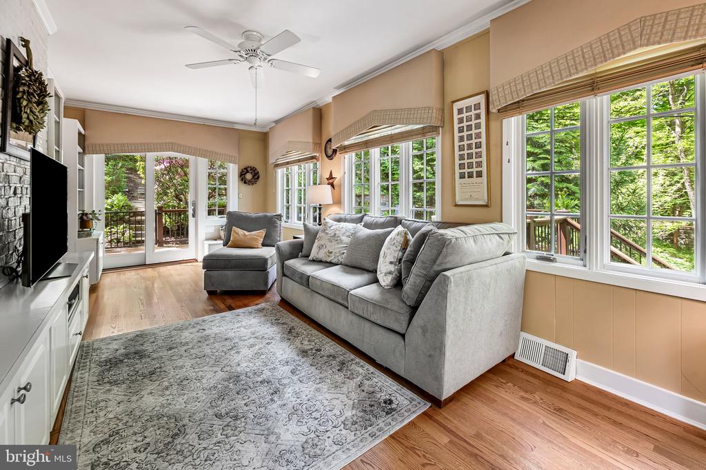203 Deepdene Rd