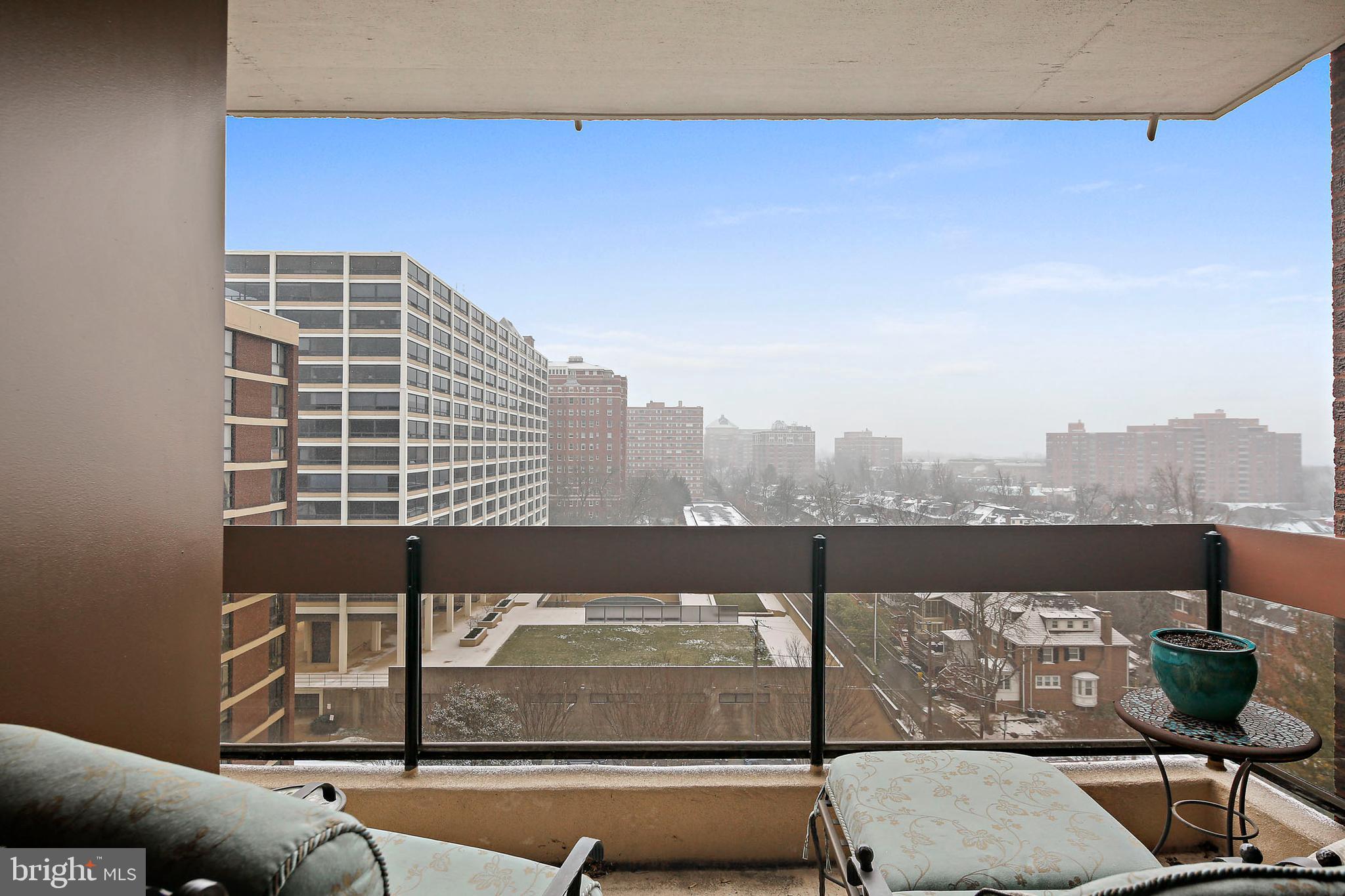4100 N Charles STREET N Unit: 905