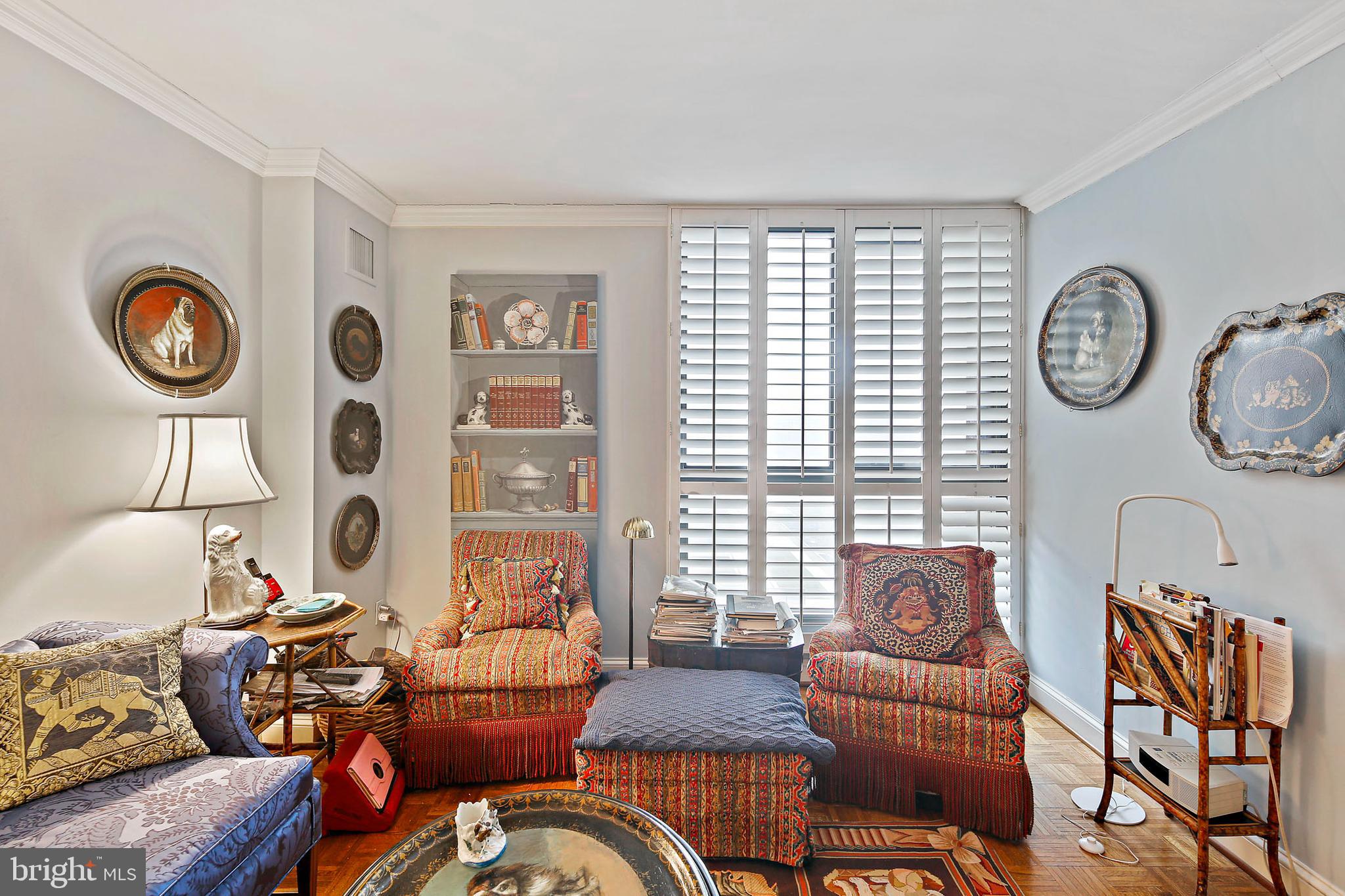 4100 N Charles STREET N Unit: 905