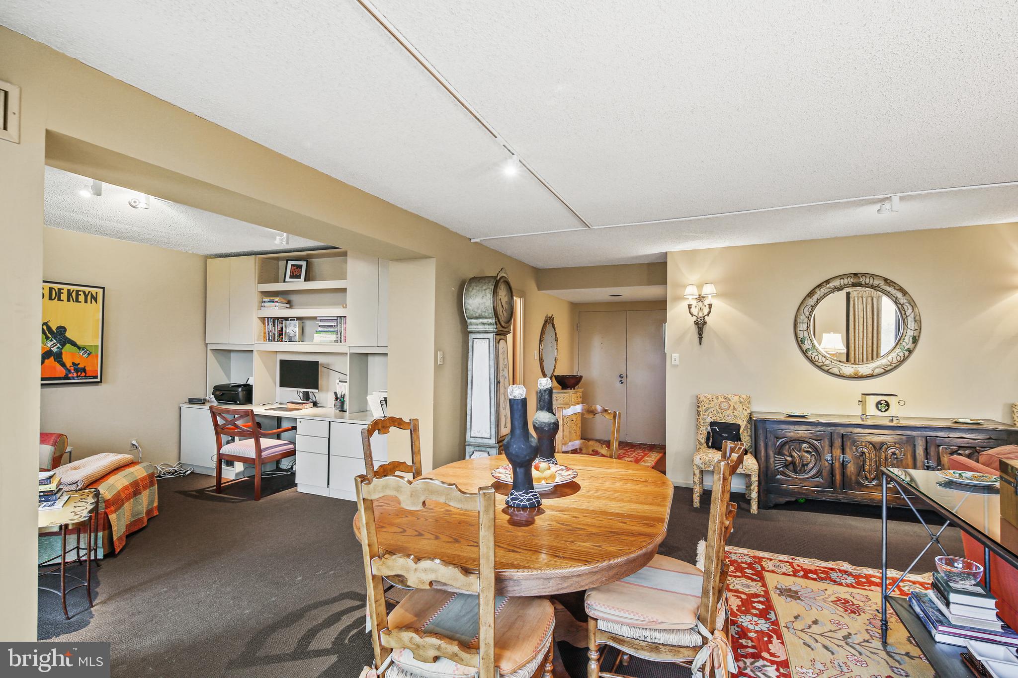 4100 N Charles Street Unit: 1008
