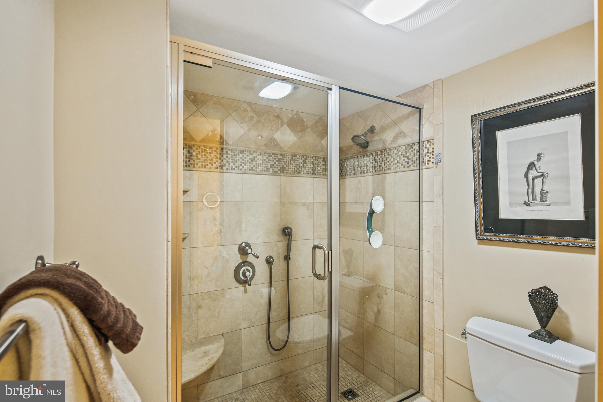 4100 N Charles Street Unit: 1008