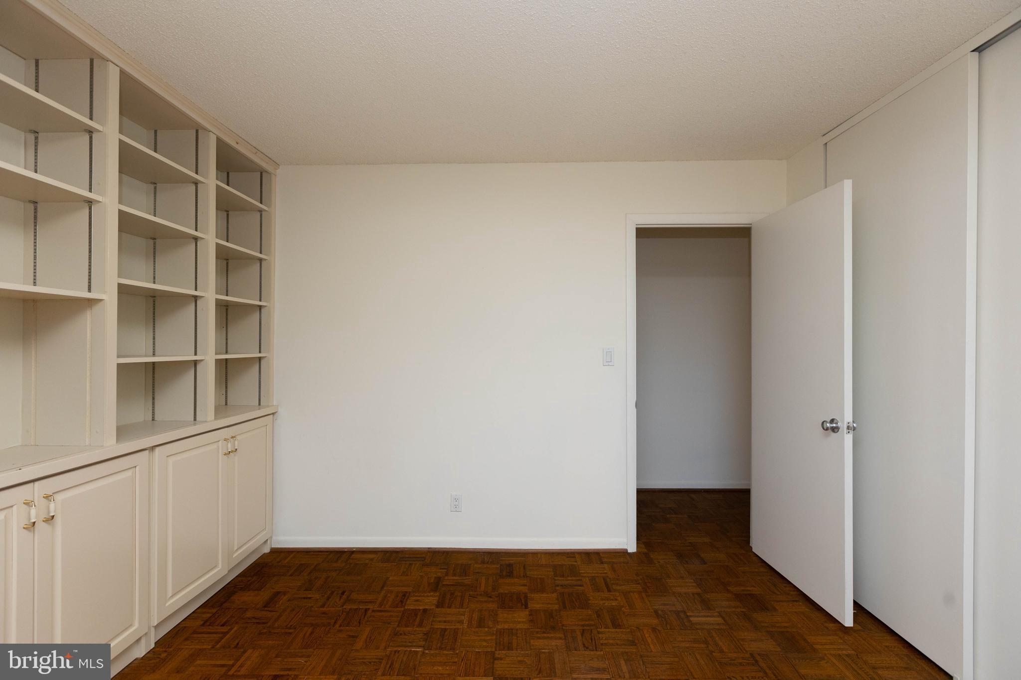 111 Hamlet Hill Road Unit: 812