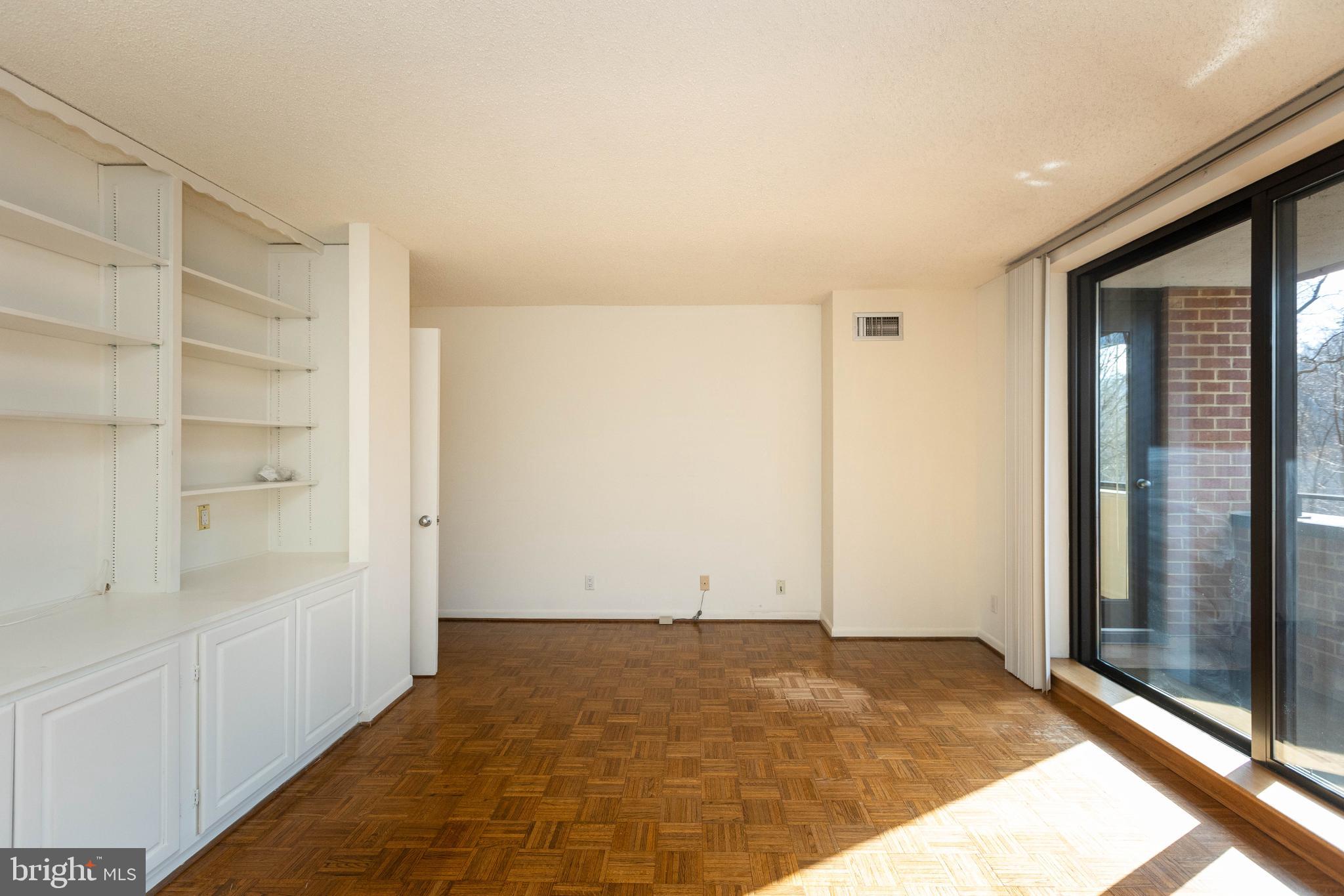 111 Hamlet Hill Road Unit: 812