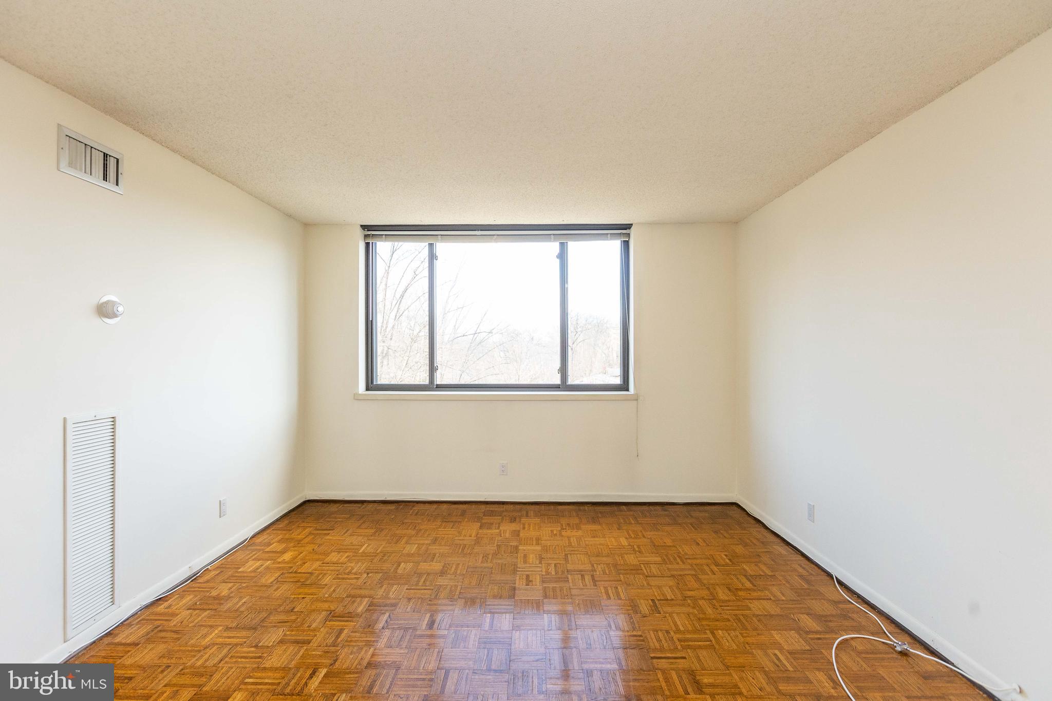 111 Hamlet Hill Road Unit: 812
