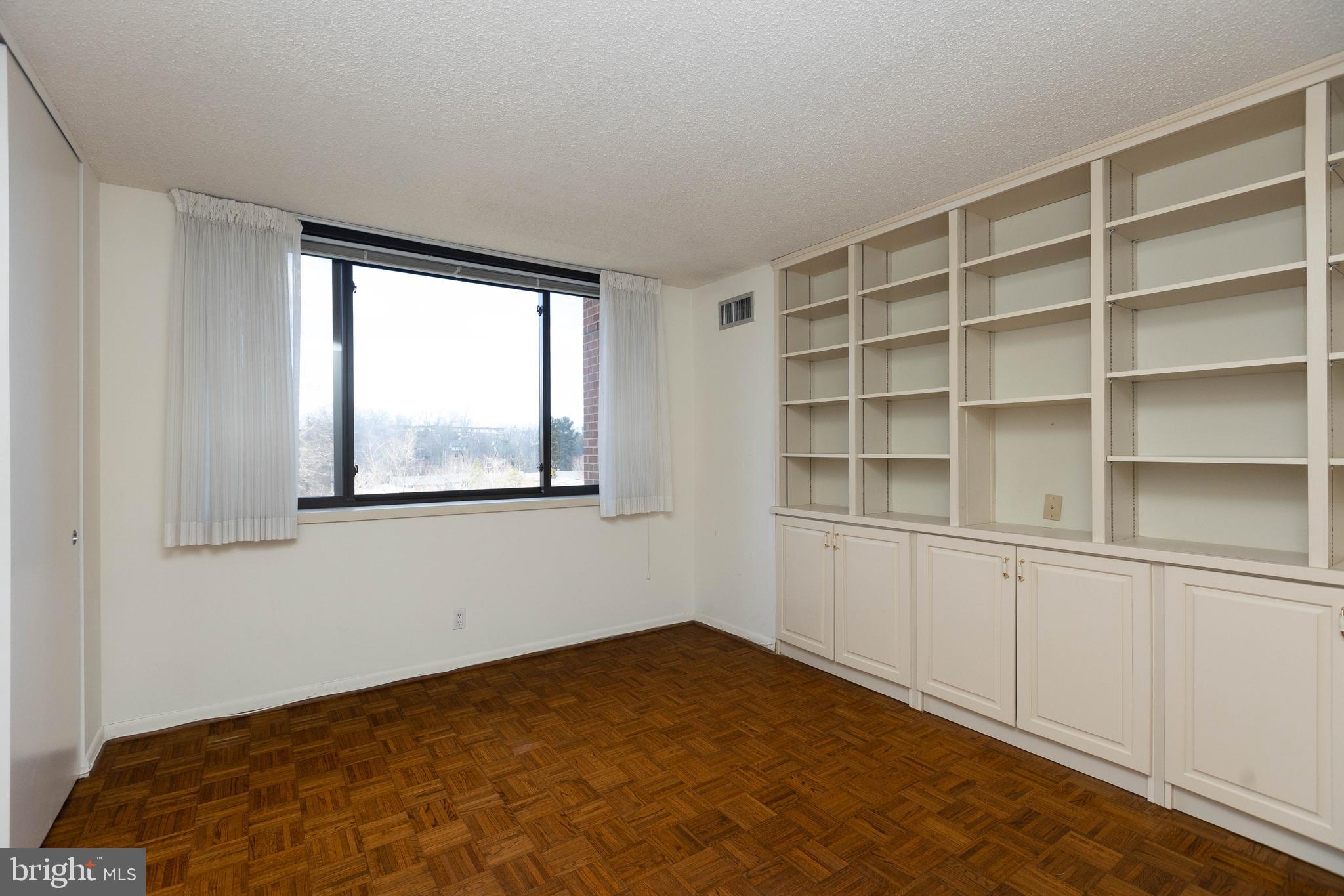 111 Hamlet Hill Road Unit: 812