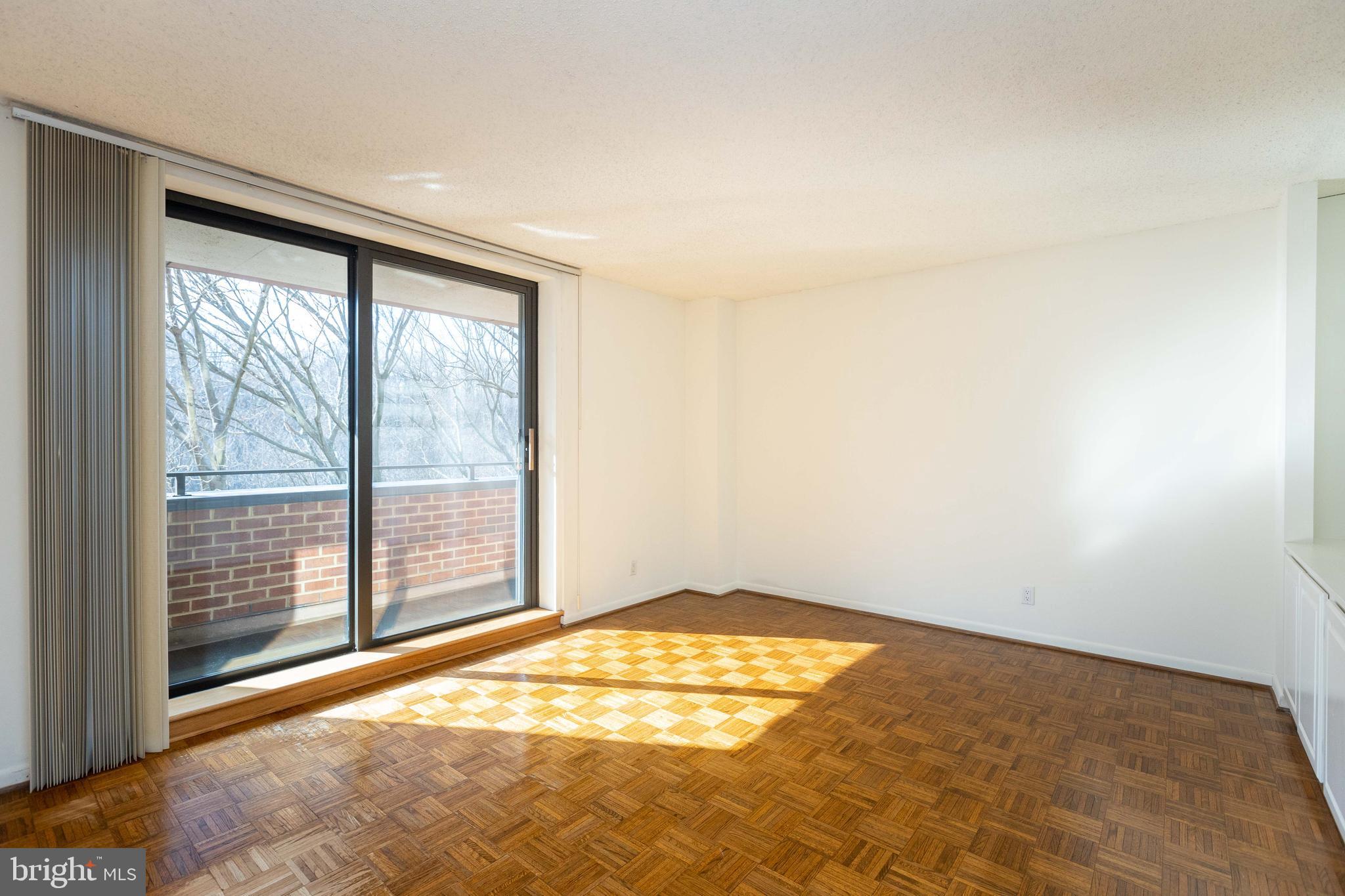 111 Hamlet Hill Road Unit: 812