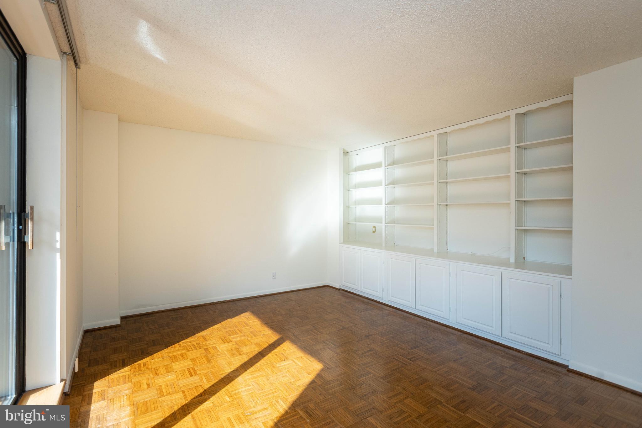 111 Hamlet Hill Road Unit: 812