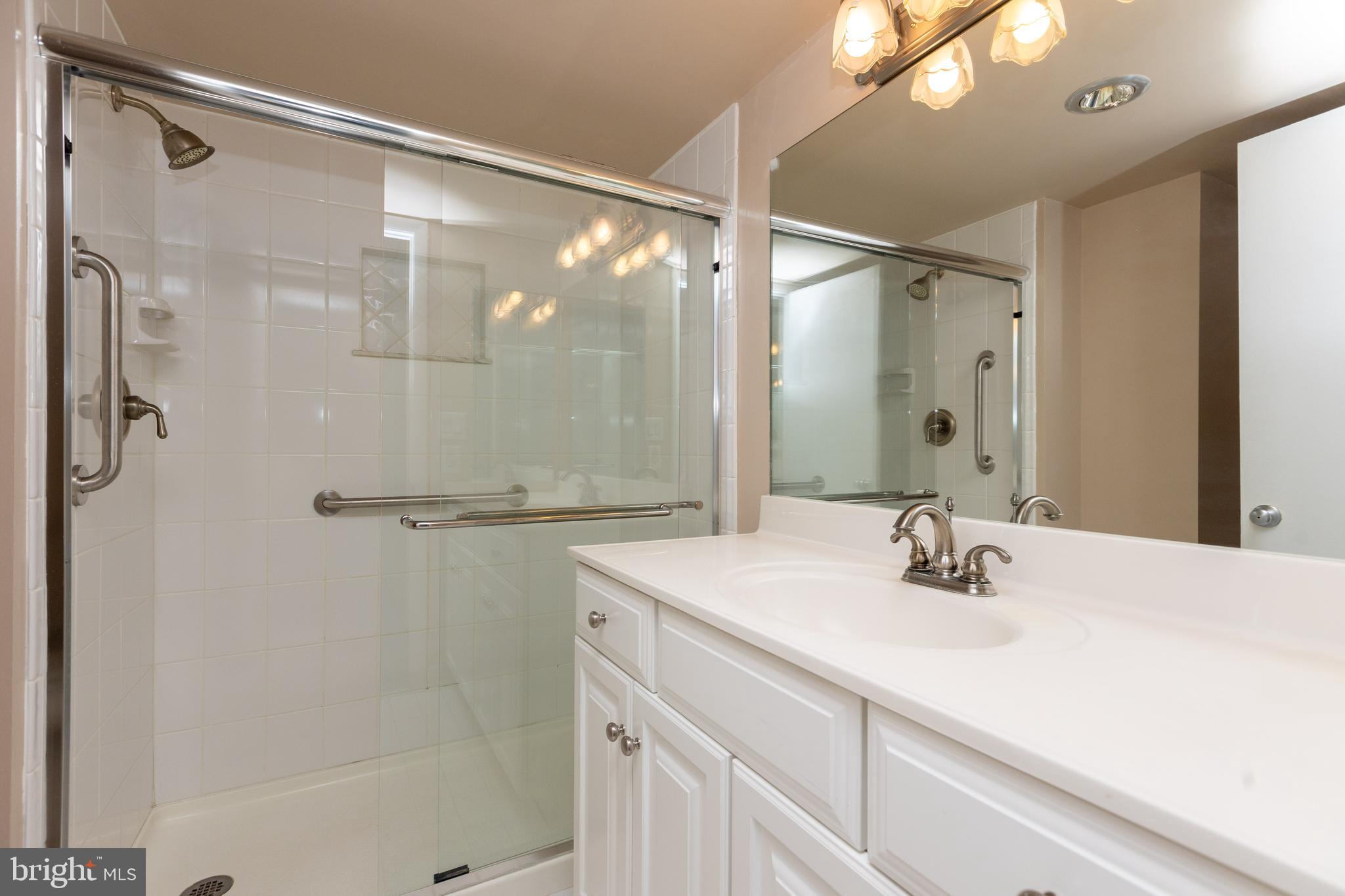 111 Hamlet Hill Rd #806
