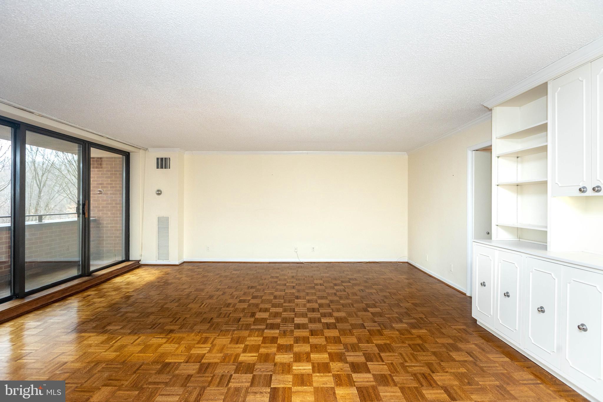 111 Hamlet Hill Rd #806