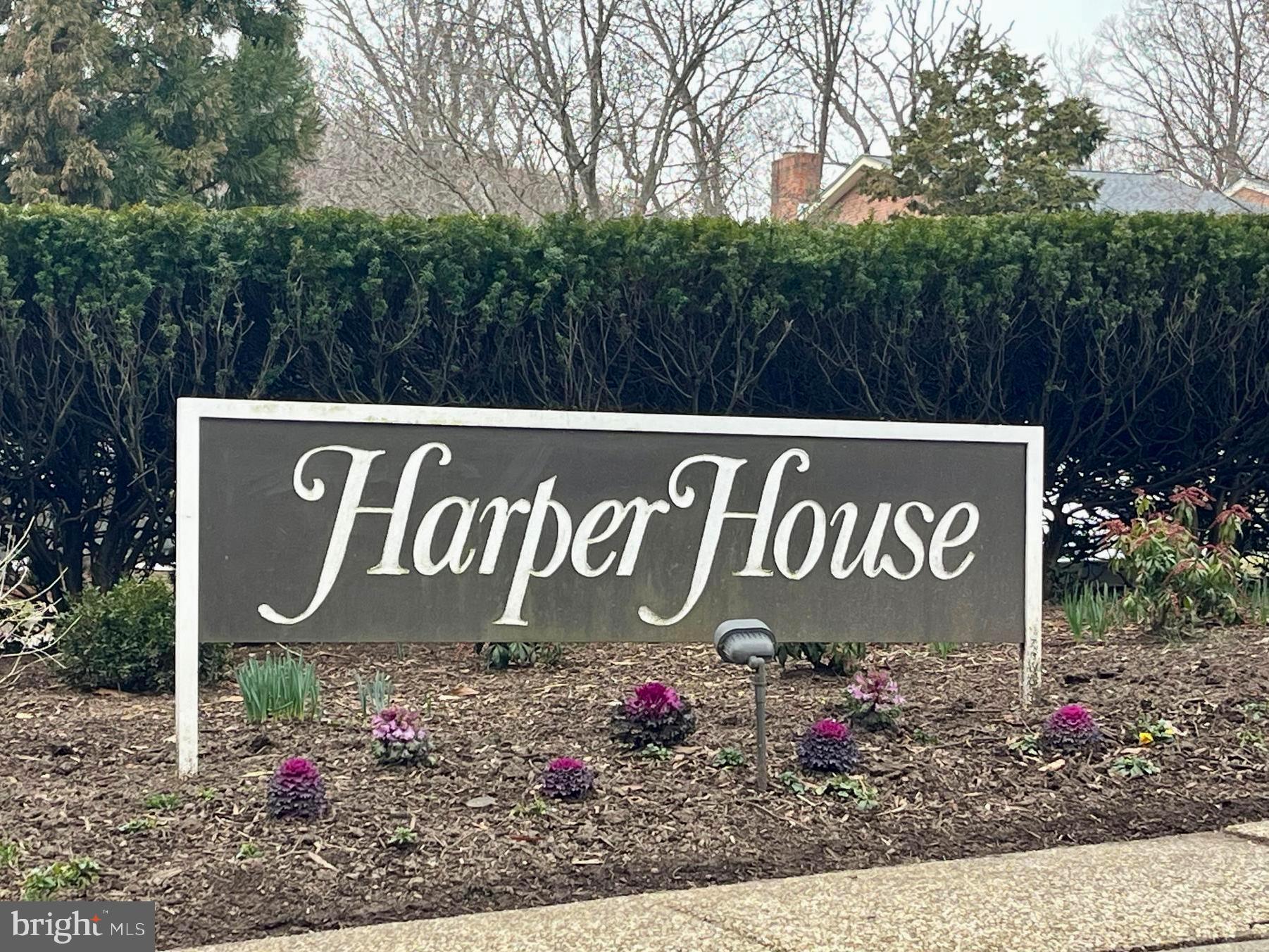 111 Hamlet Hill Rd #806