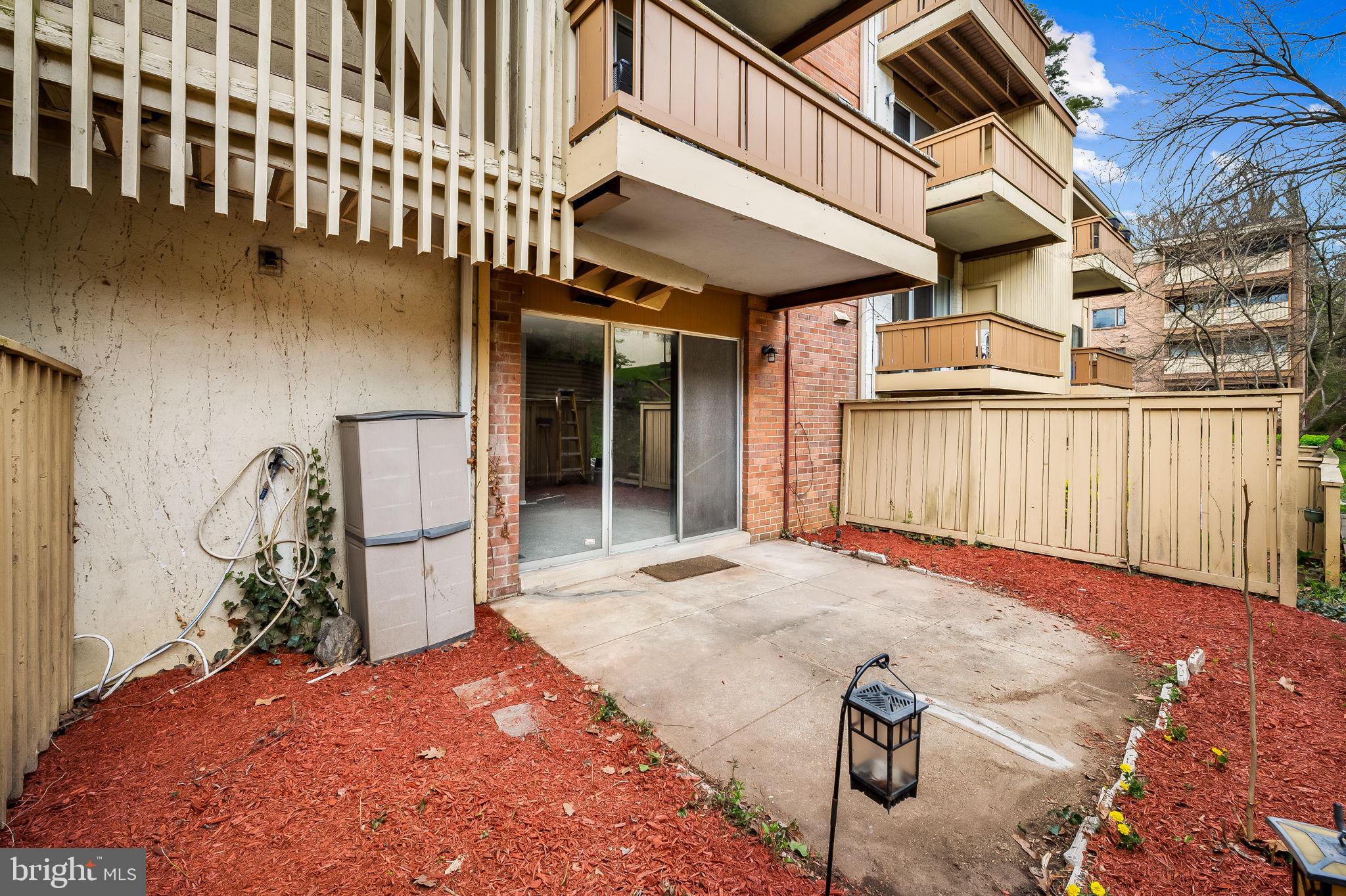 15 Hamill Rd #15a
