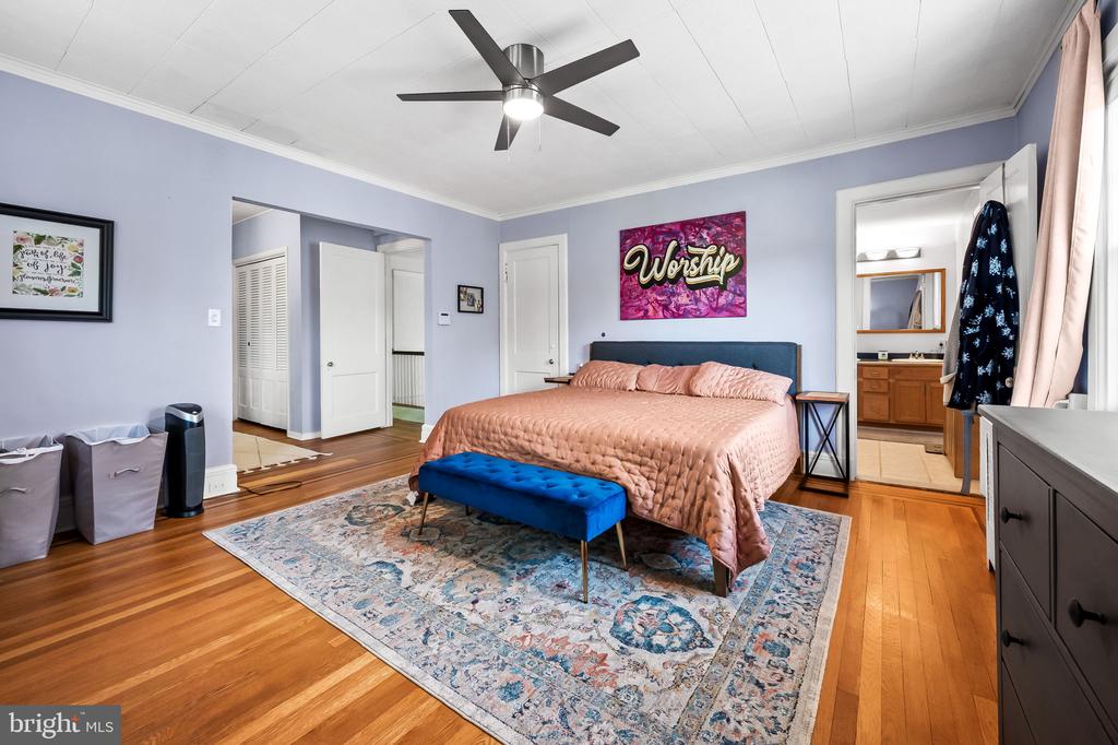2310 W Rogers Ave