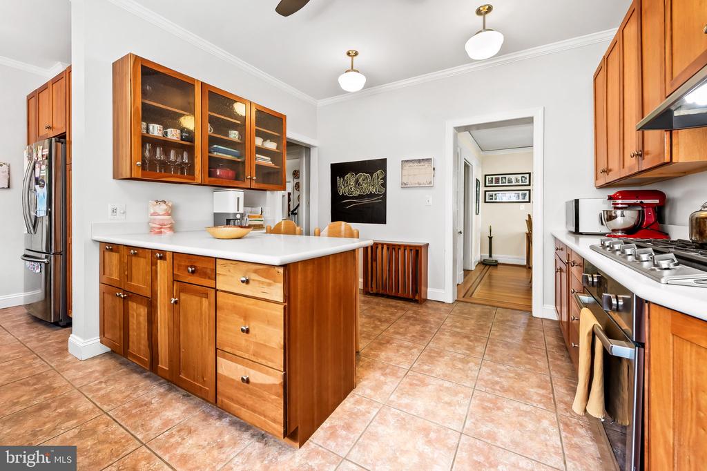 2310 W Rogers Ave