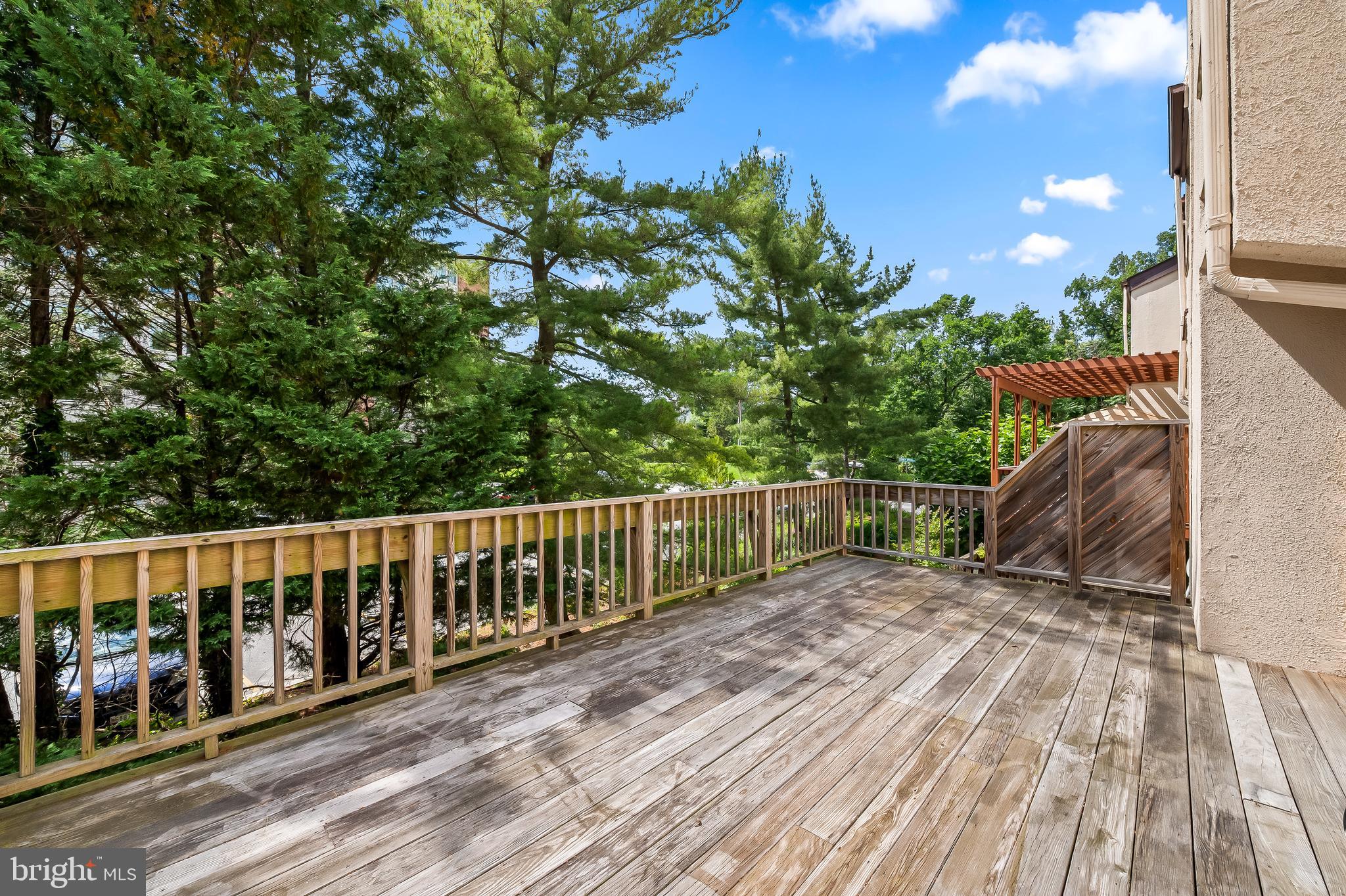 737 Stoney Spring Dr