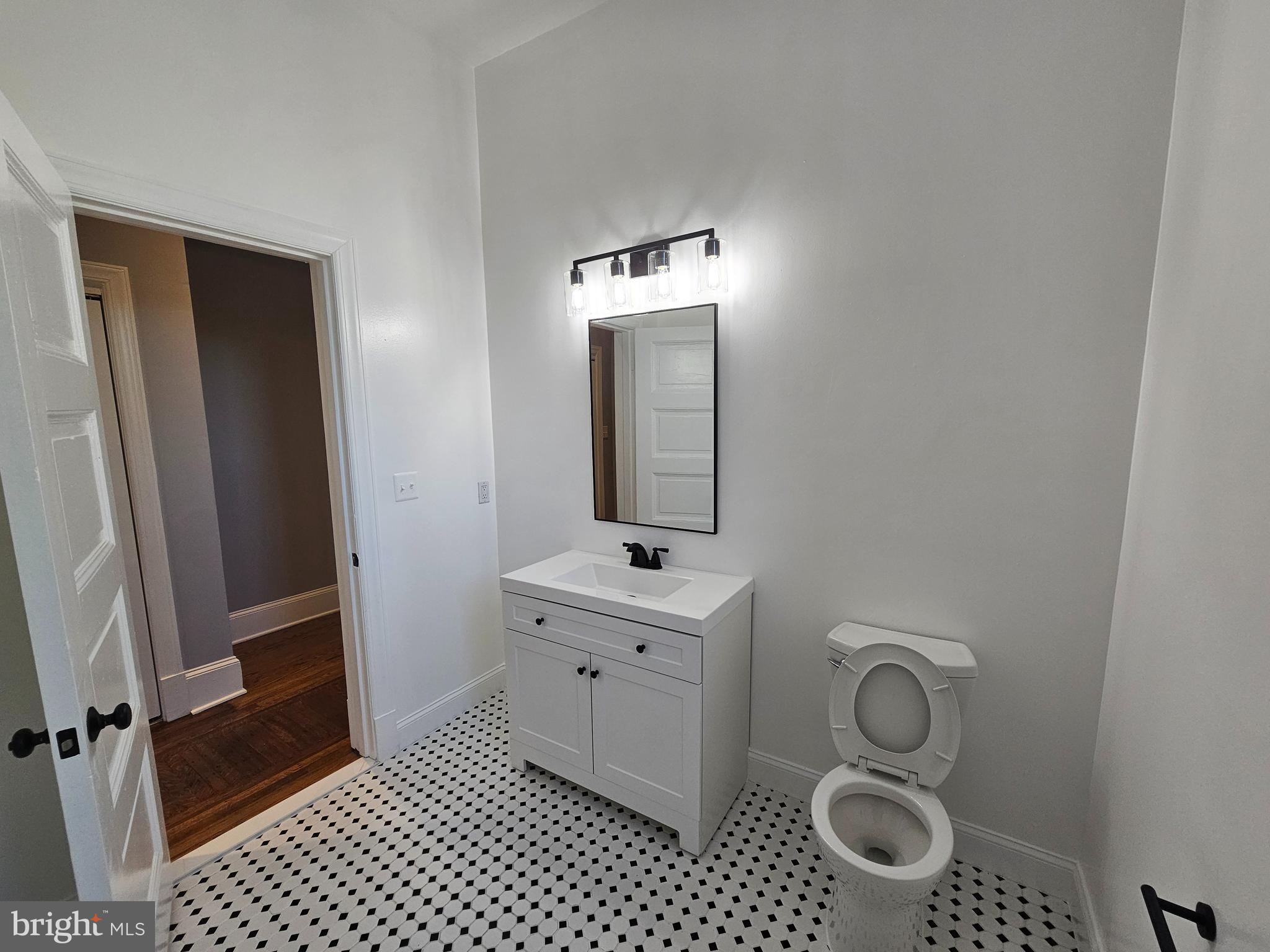 1829 EUTAW PL