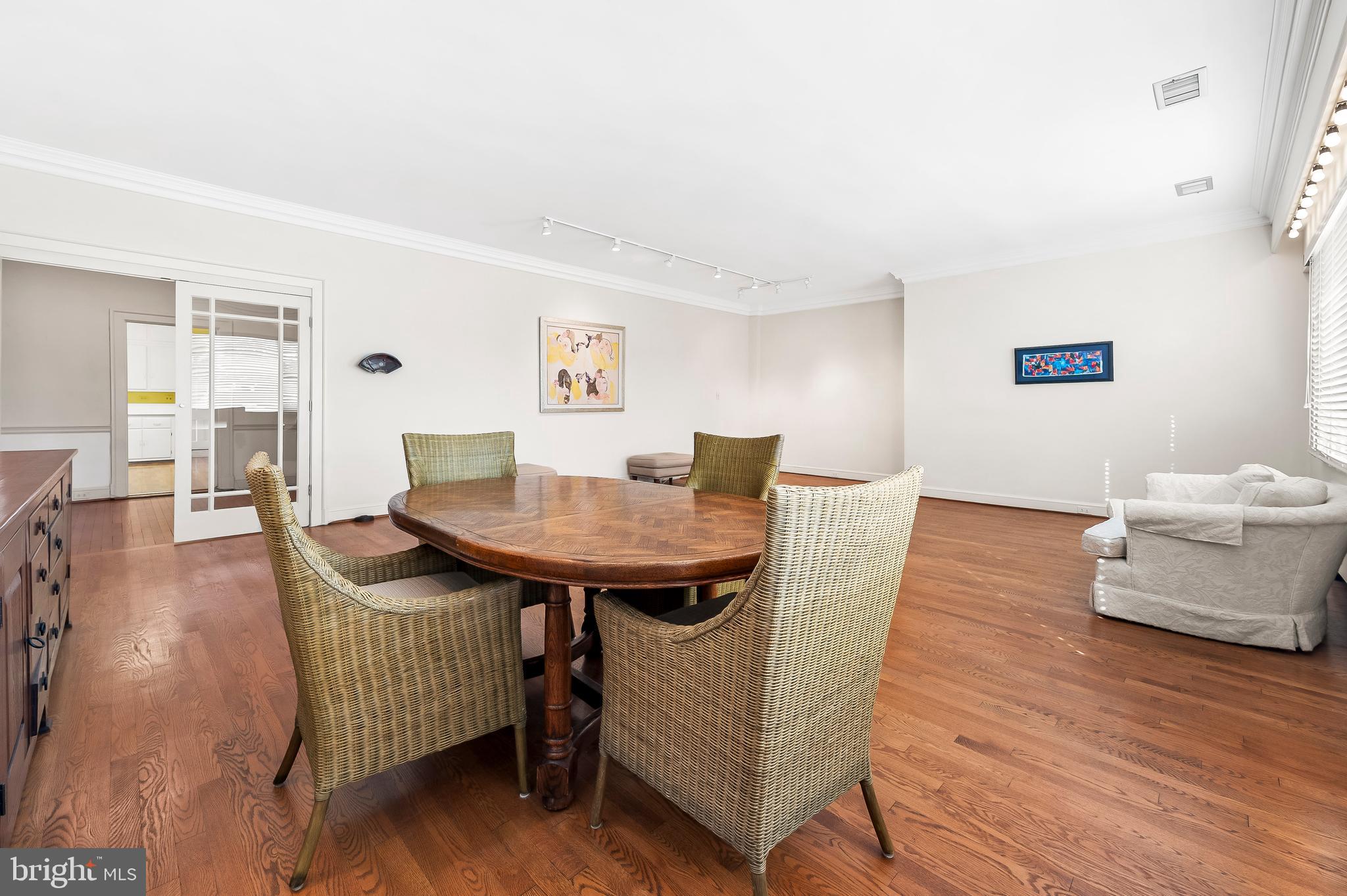 6701 Park Heights Ave #4a